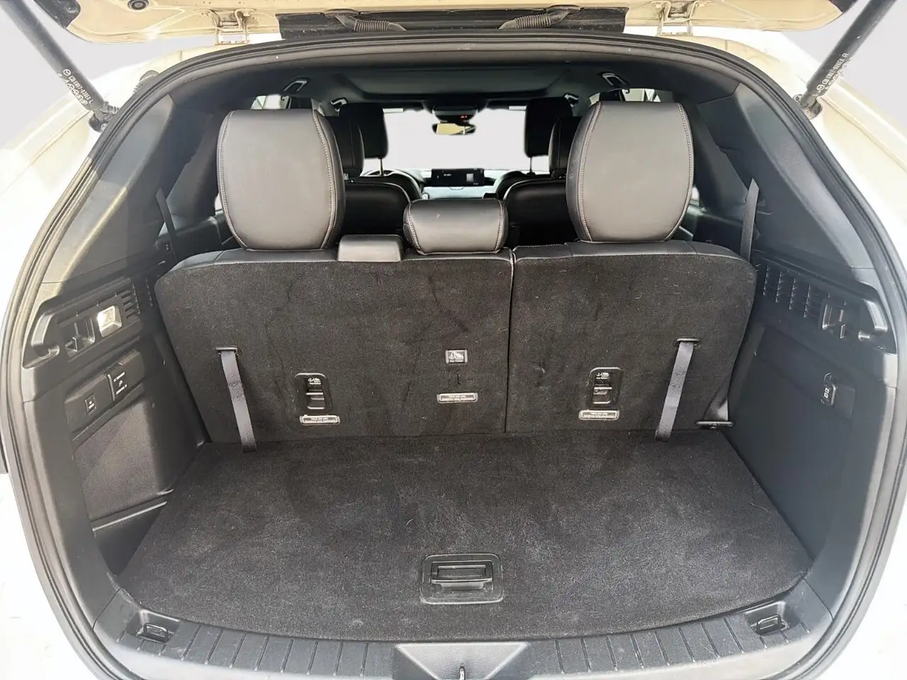 Mazda CX-90 PHEV снимка Mazda CX-90 PHEV