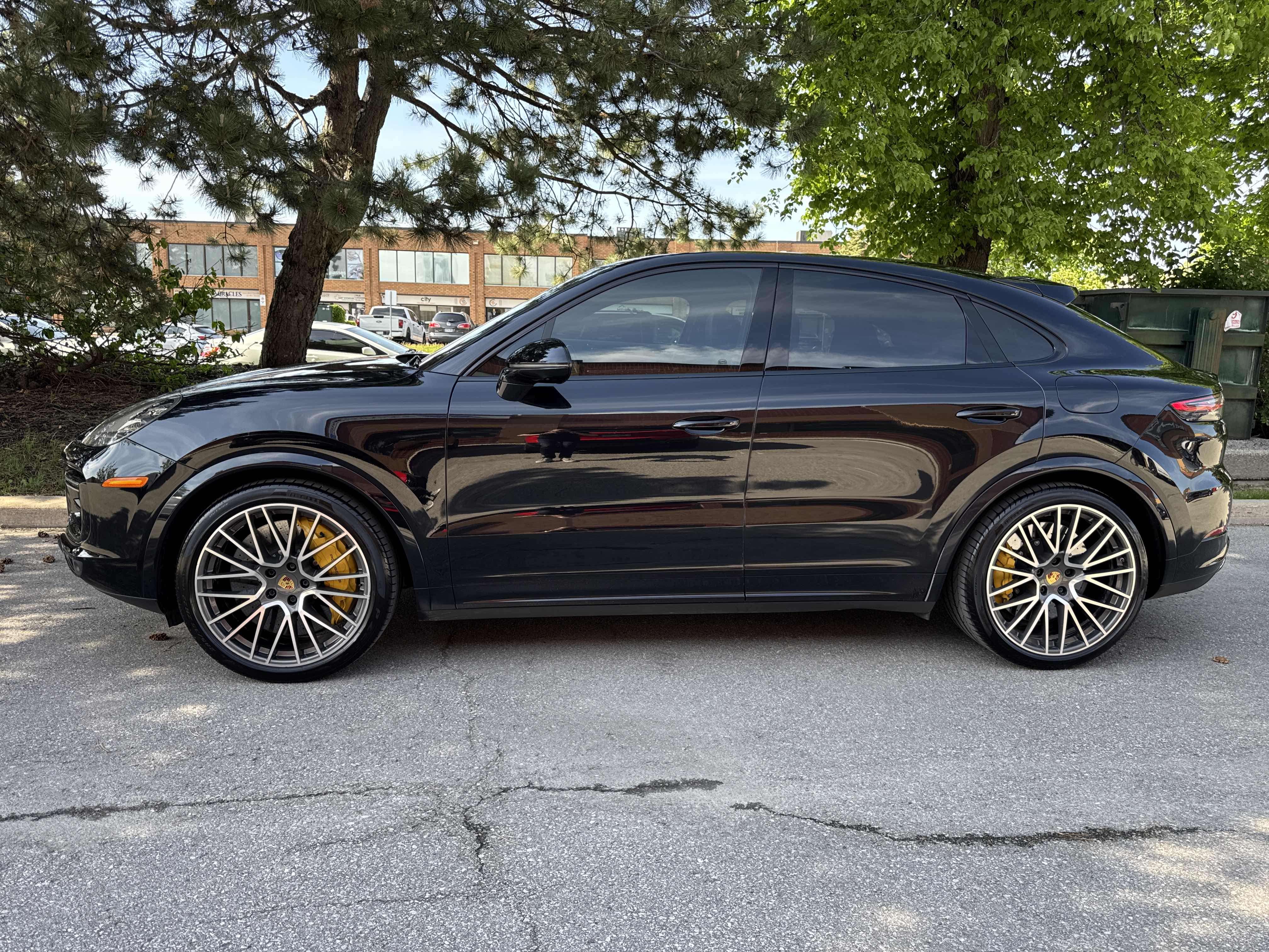 2020 Porsche Cayenne Coupe Turbo