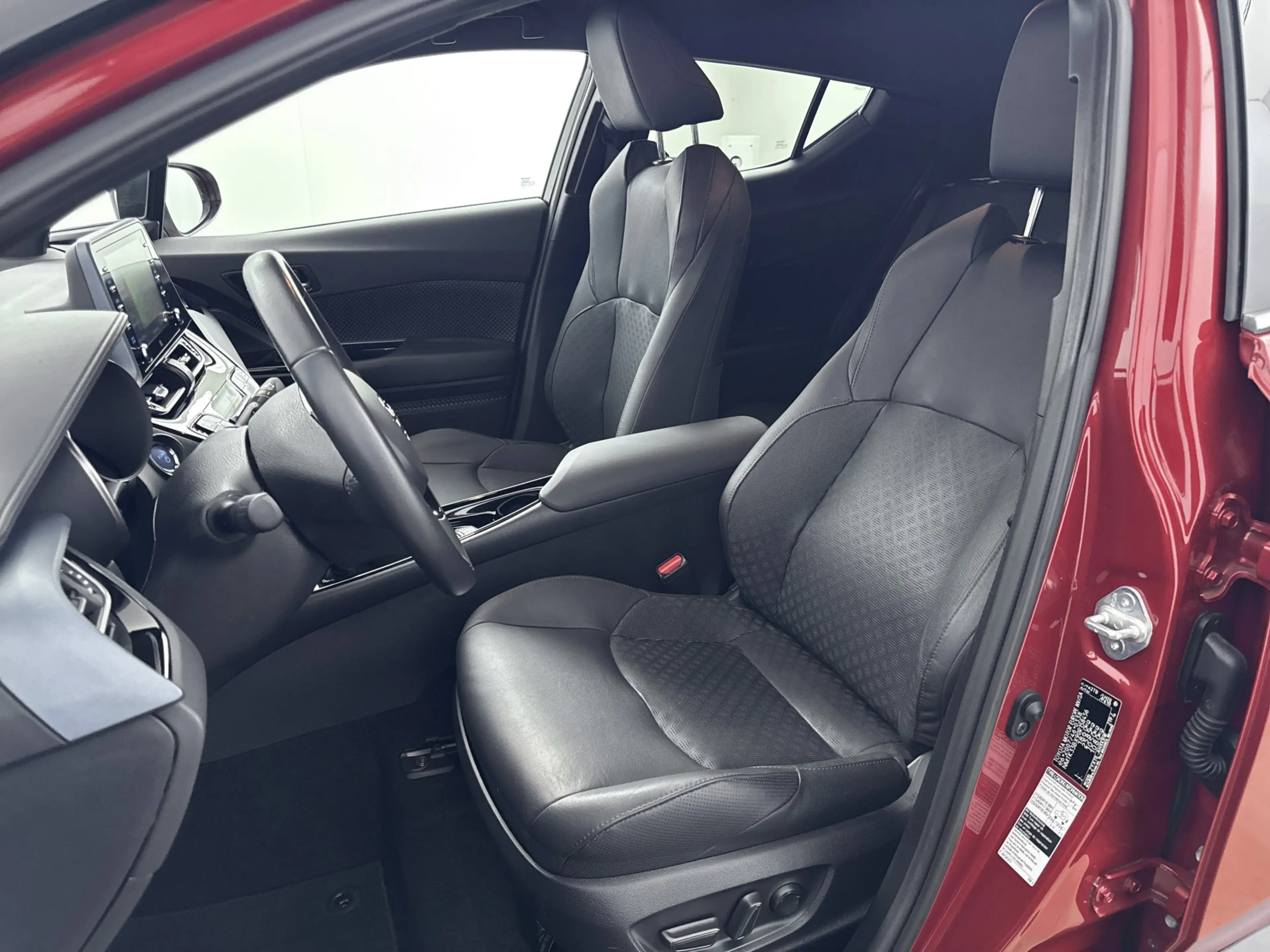 Toyota C-HR 1.8 Hybrid Style Luxury | JBL | Dodehoek detectie — photo 15