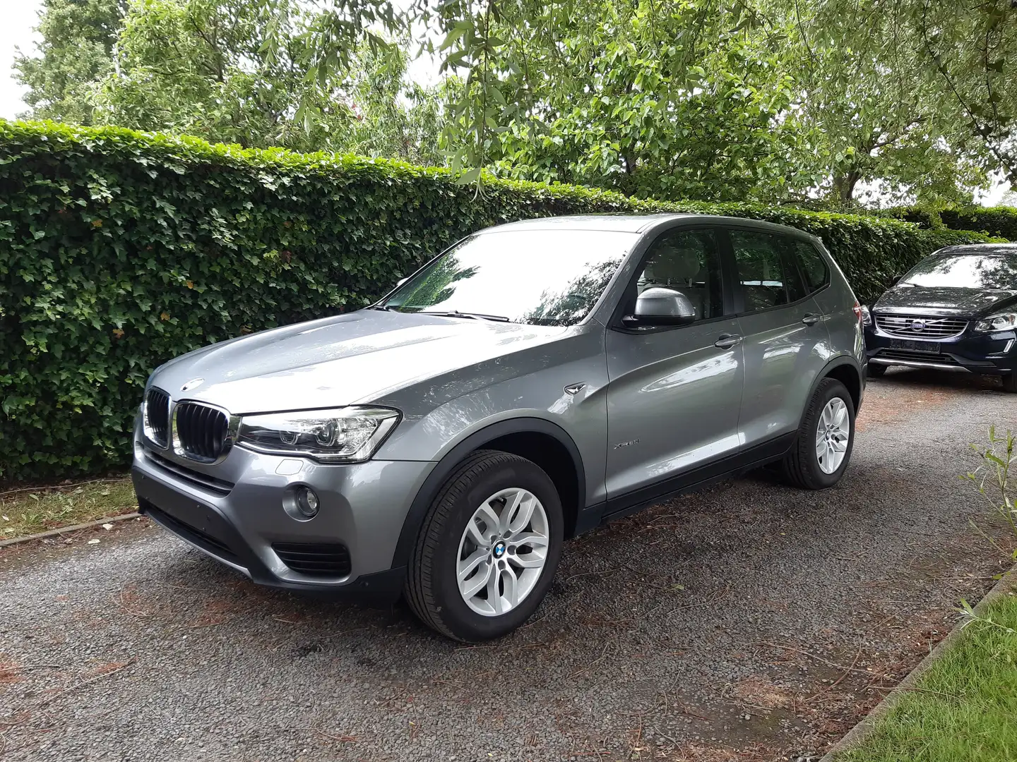 BMW X3 2.0iA xDrive20 Gris - 1