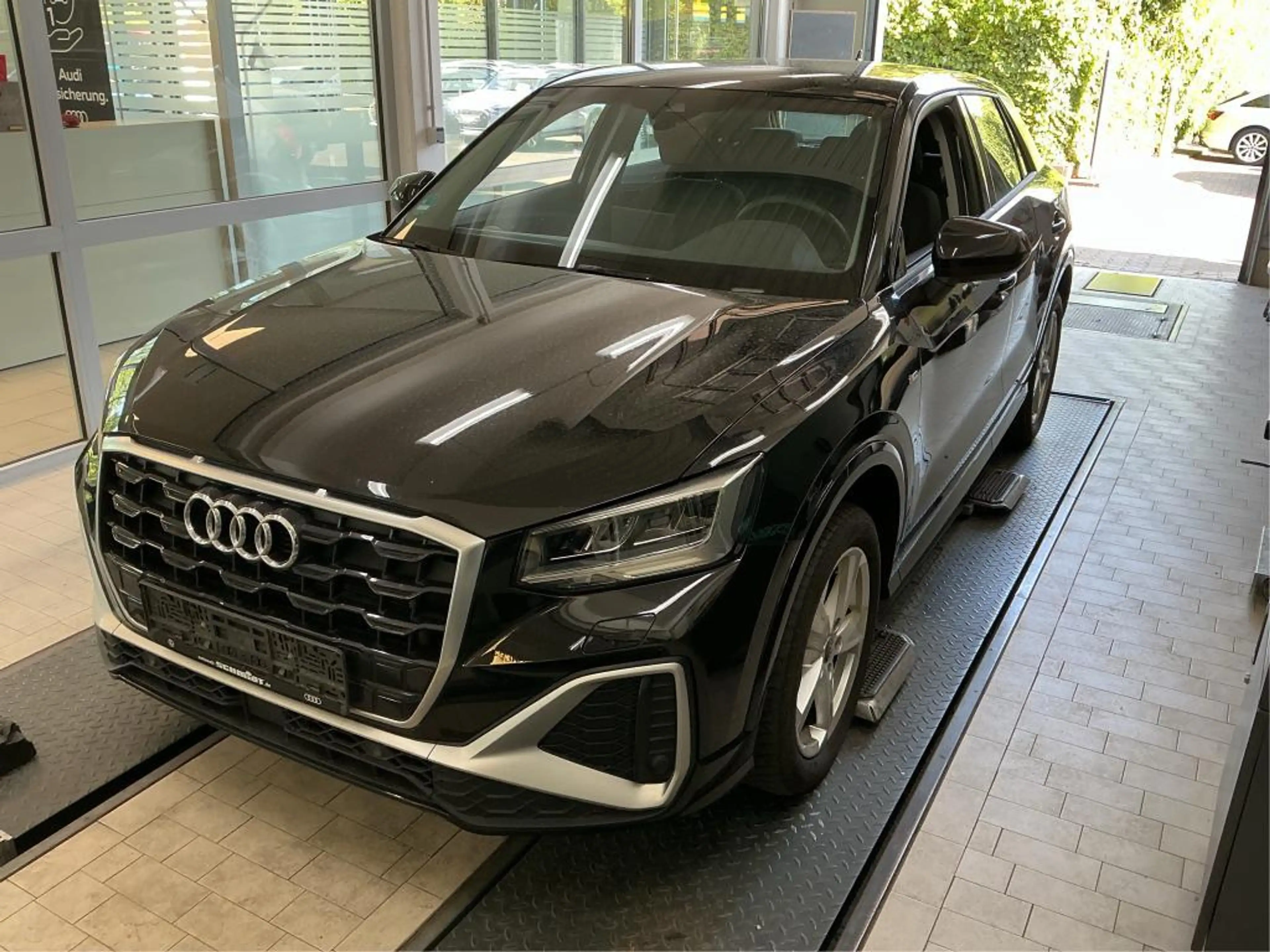 Audi Q2 30 TDI S-LINE*SHZ*CAM*PDC*ACC*APP*ViCo*ALLW. — photo 2