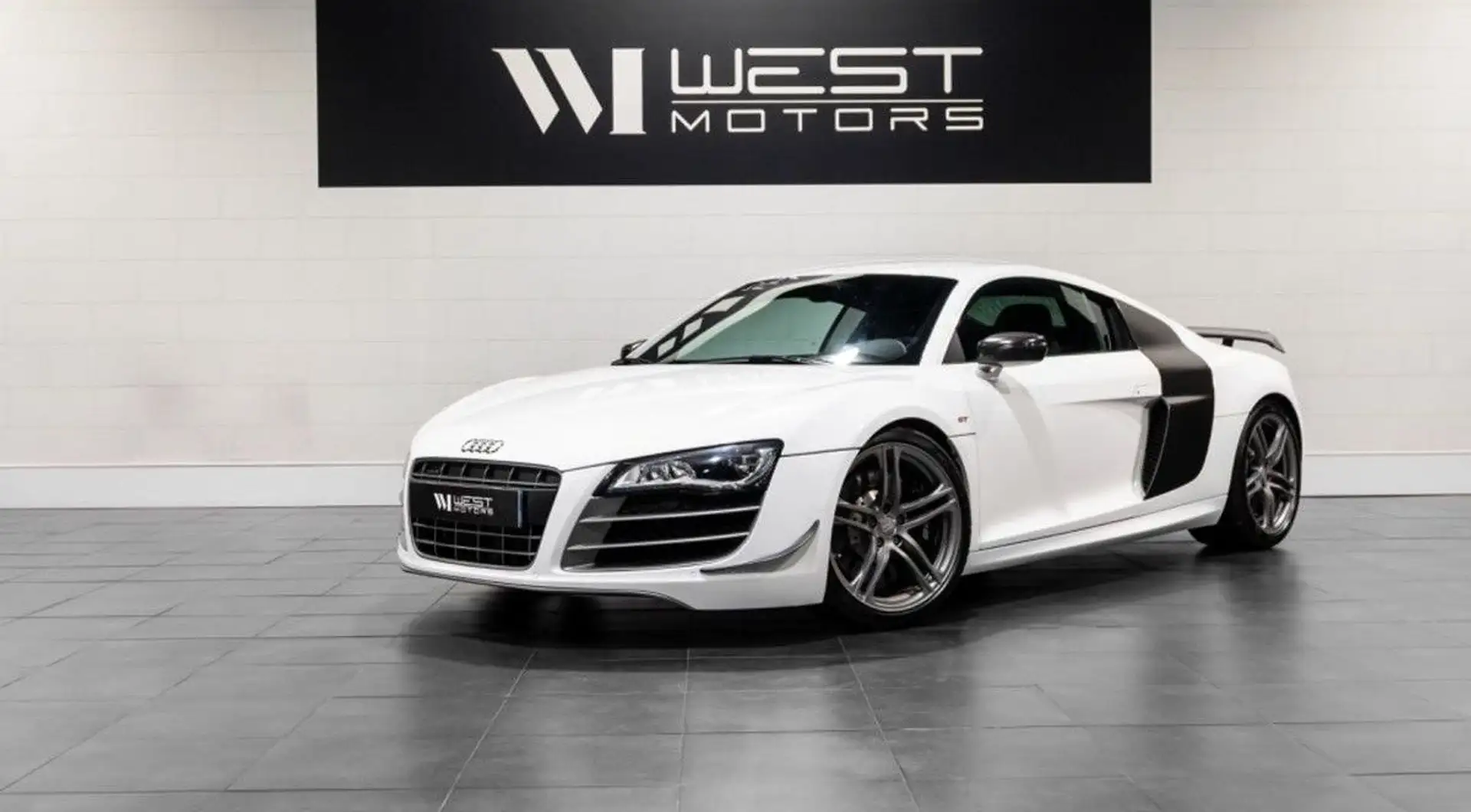 Audi R8 GT Coupe V10 5.2 560 Immat France 1 OF 333 966E-MOIS Weiß - 1