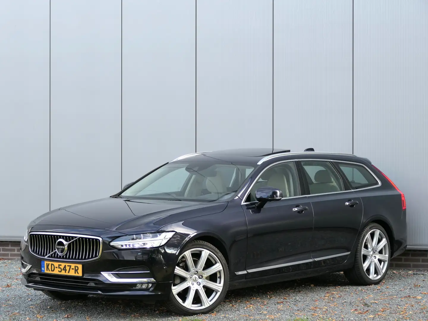 Volvo V90 2.0 T6 AUT AWD Inscription Panoramadak / Bowers&Wi Blauw - 1