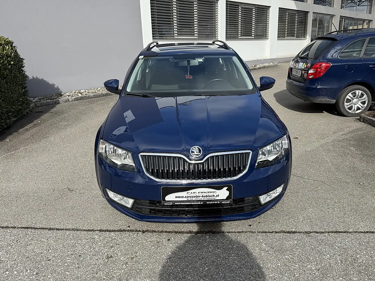 Skoda Octavia Combi 1,6 TDI Style Grau - 2