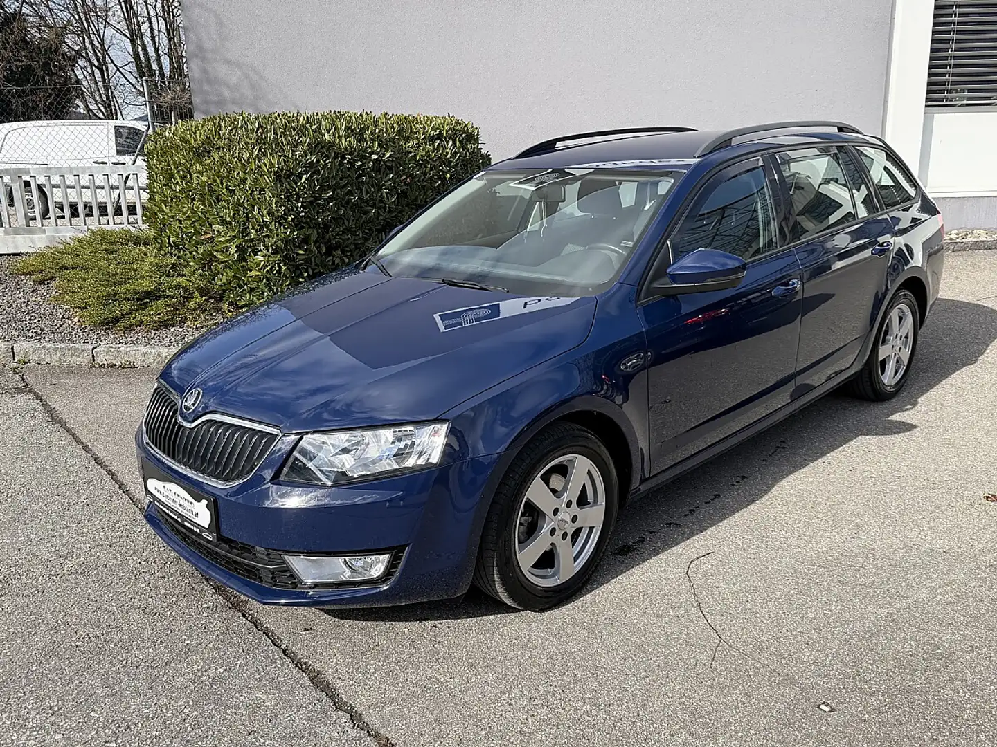 Skoda Octavia Combi 1,6 TDI Style Grau - 1
