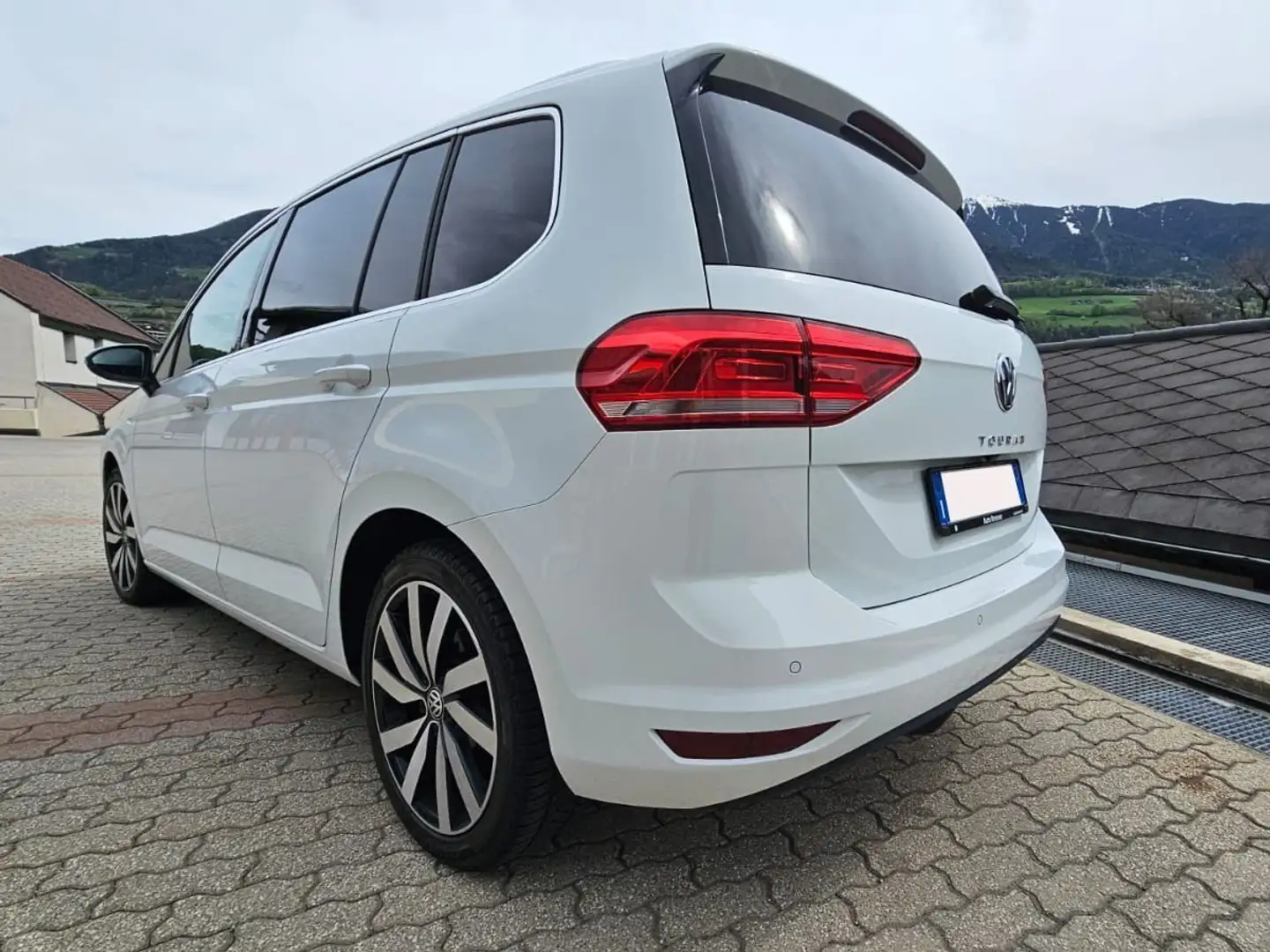 Volkswagen Touran 1.5 tsi Executive 150cv dsg Bianco - 2