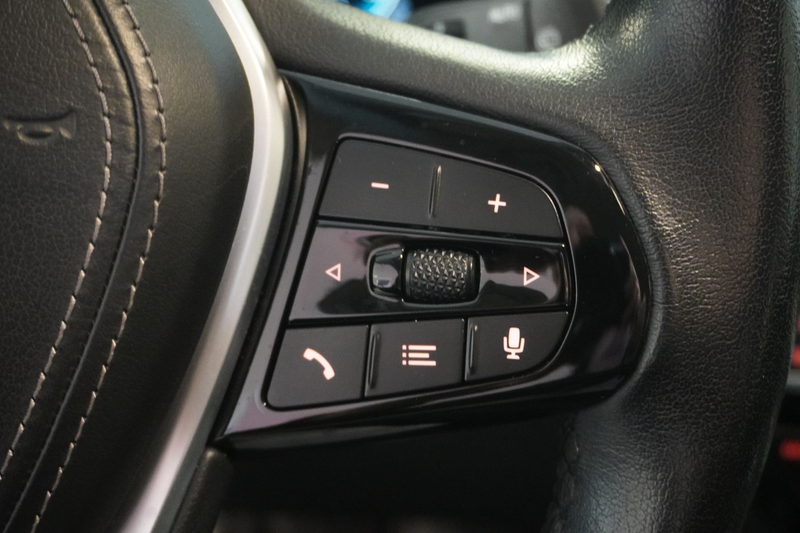 BMW 530 e Touring Aut. LED/Nav. Prof. — photo 12