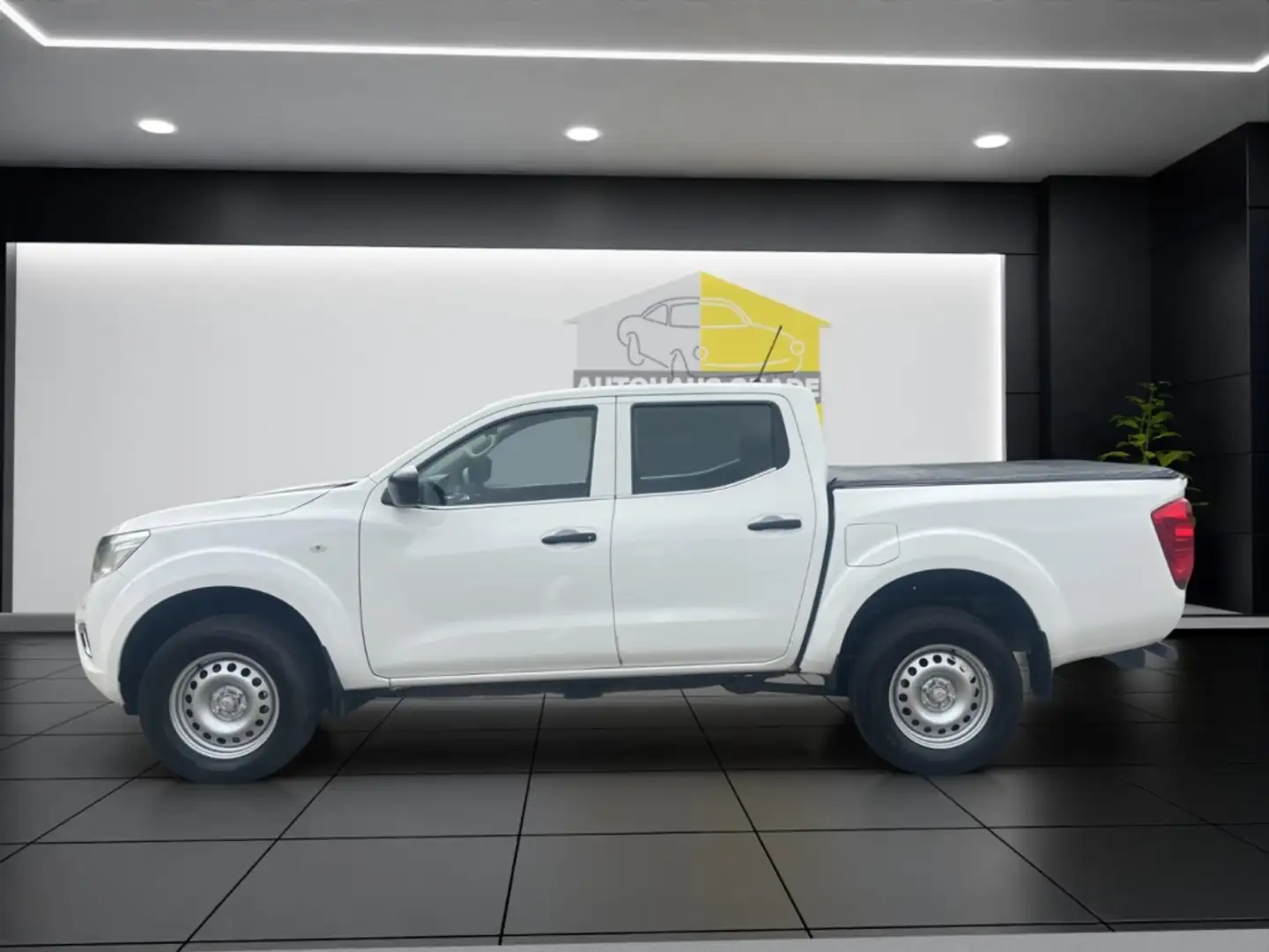 Nissan Navara NP300 Visia Double Cab 4x4 2.3 dCi EU6d-T AHK Sper Weiß - 2