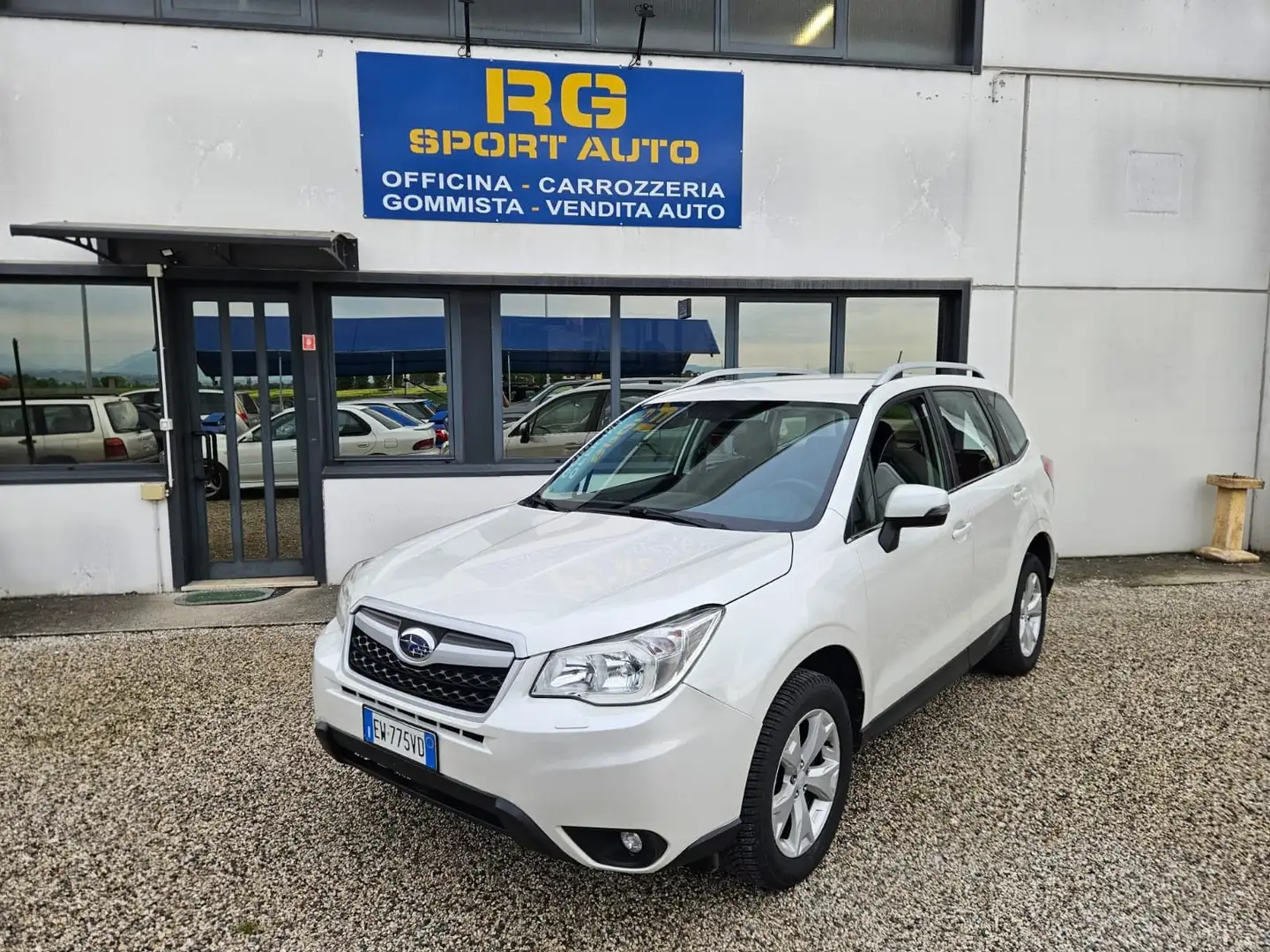 Subaru Forester Forester 2.0i-L Trend lineartronic RG SPORT AUTO Bílá - 1