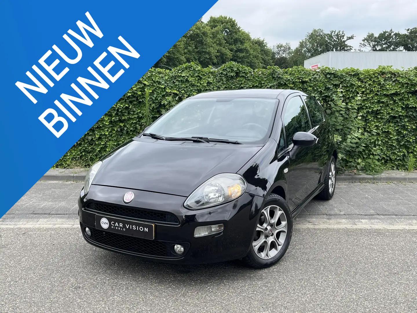 Fiat Punto Evo 1.4 Dynamic * Sport * Airco * Apk 04-2026 Zwart - 1