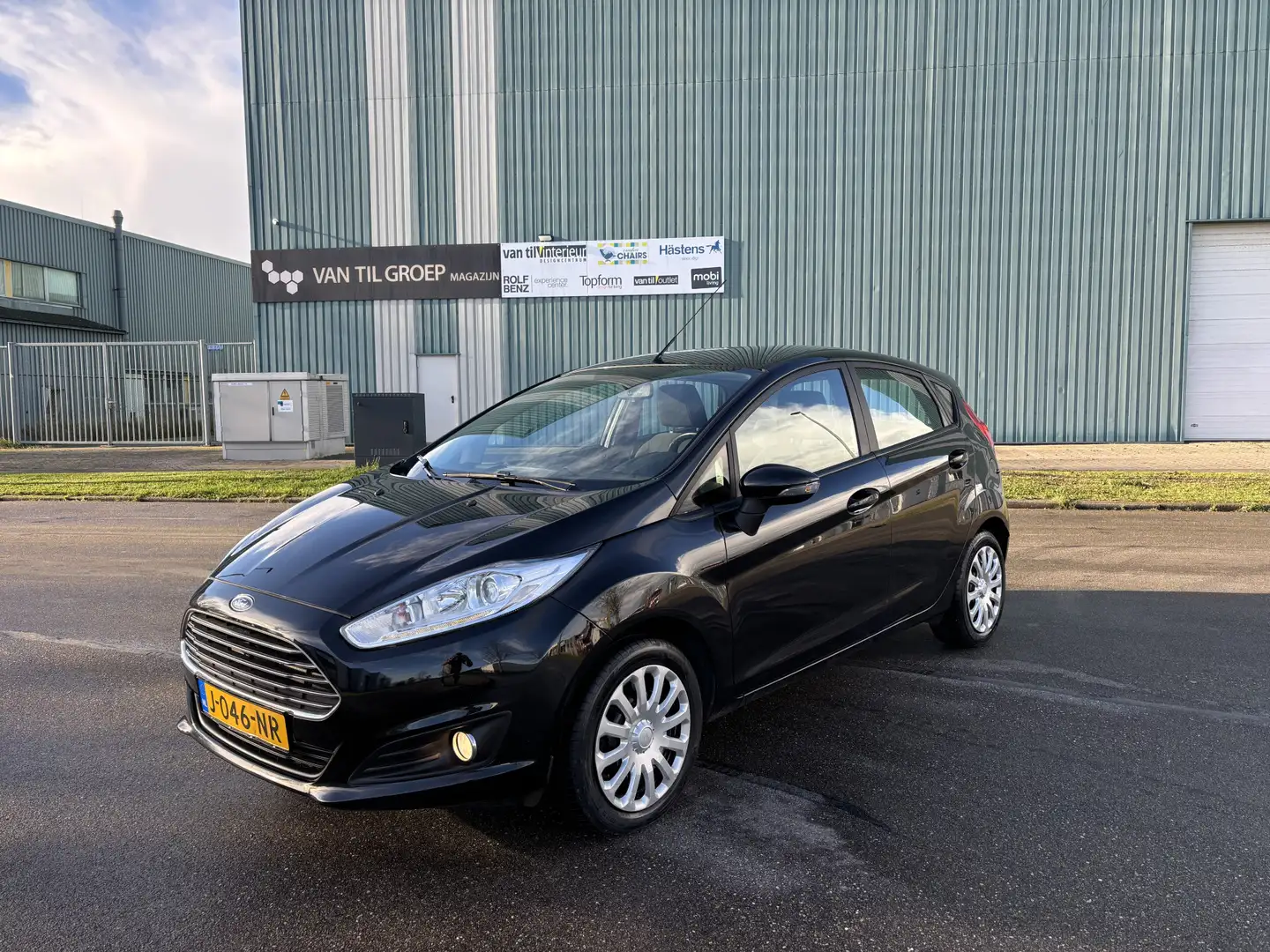 Ford Fiesta 1.0i Style 5-Deurs 81 PK. Zeer goed onderhouden au Noir - 1