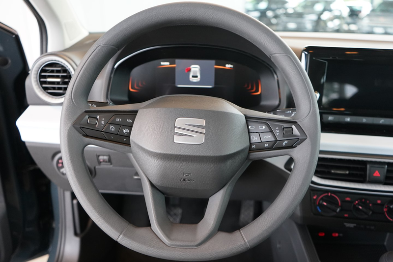 SEAT Ibiza Reference Edition 1.0 80PS — photo 6