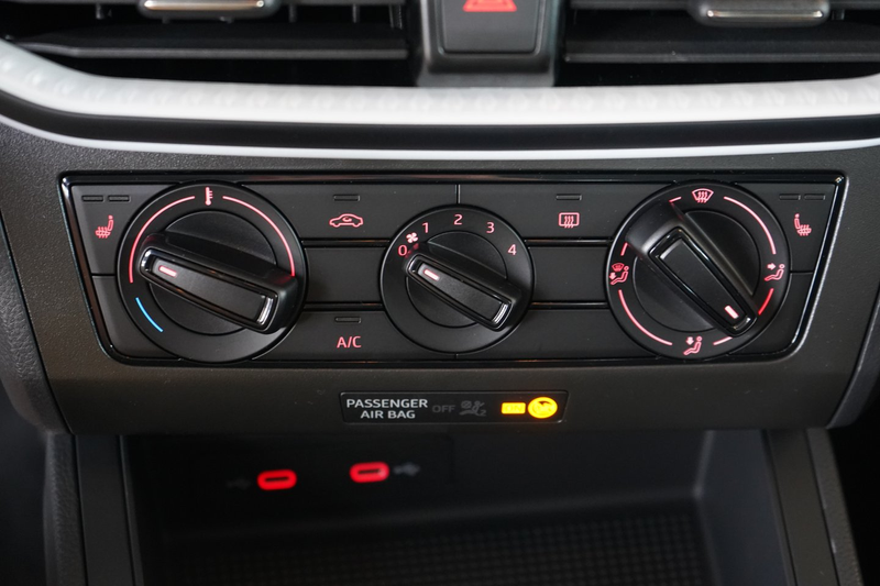 SEAT Ibiza Reference Edition 1.0 80PS — photo 7