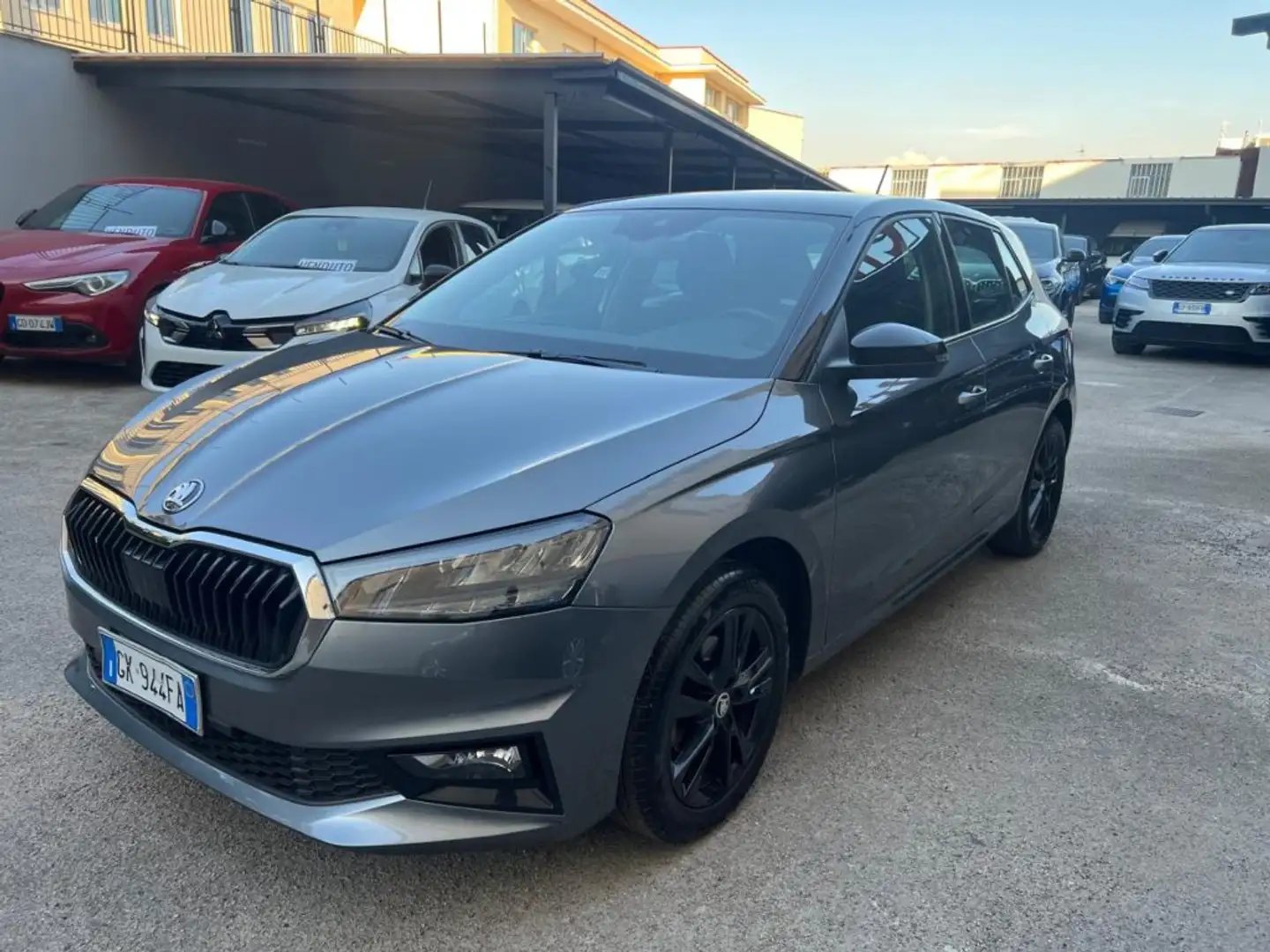 Skoda Fabia 1.0 TSI DSG 110 CV Style Grigio - 2