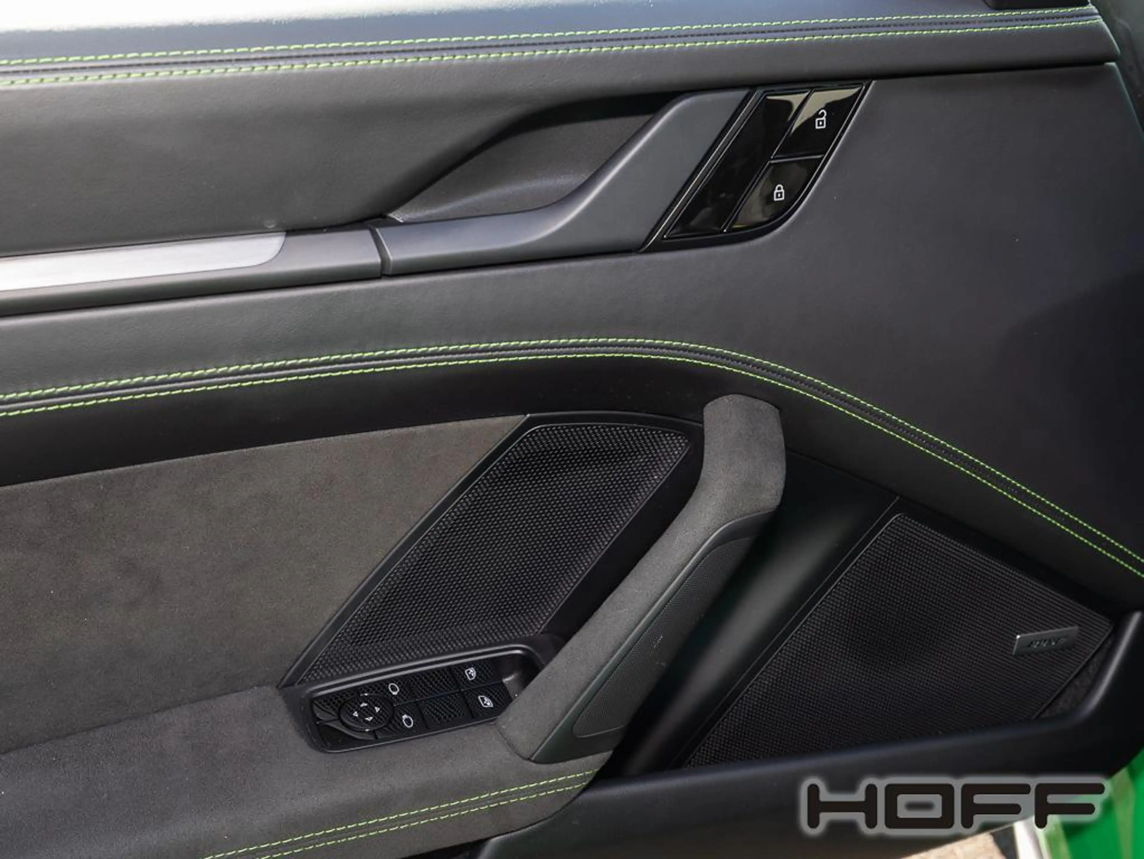 Porsche 911 GT3 Carbondach Clubsport Lift Matrix Bose — photo 7