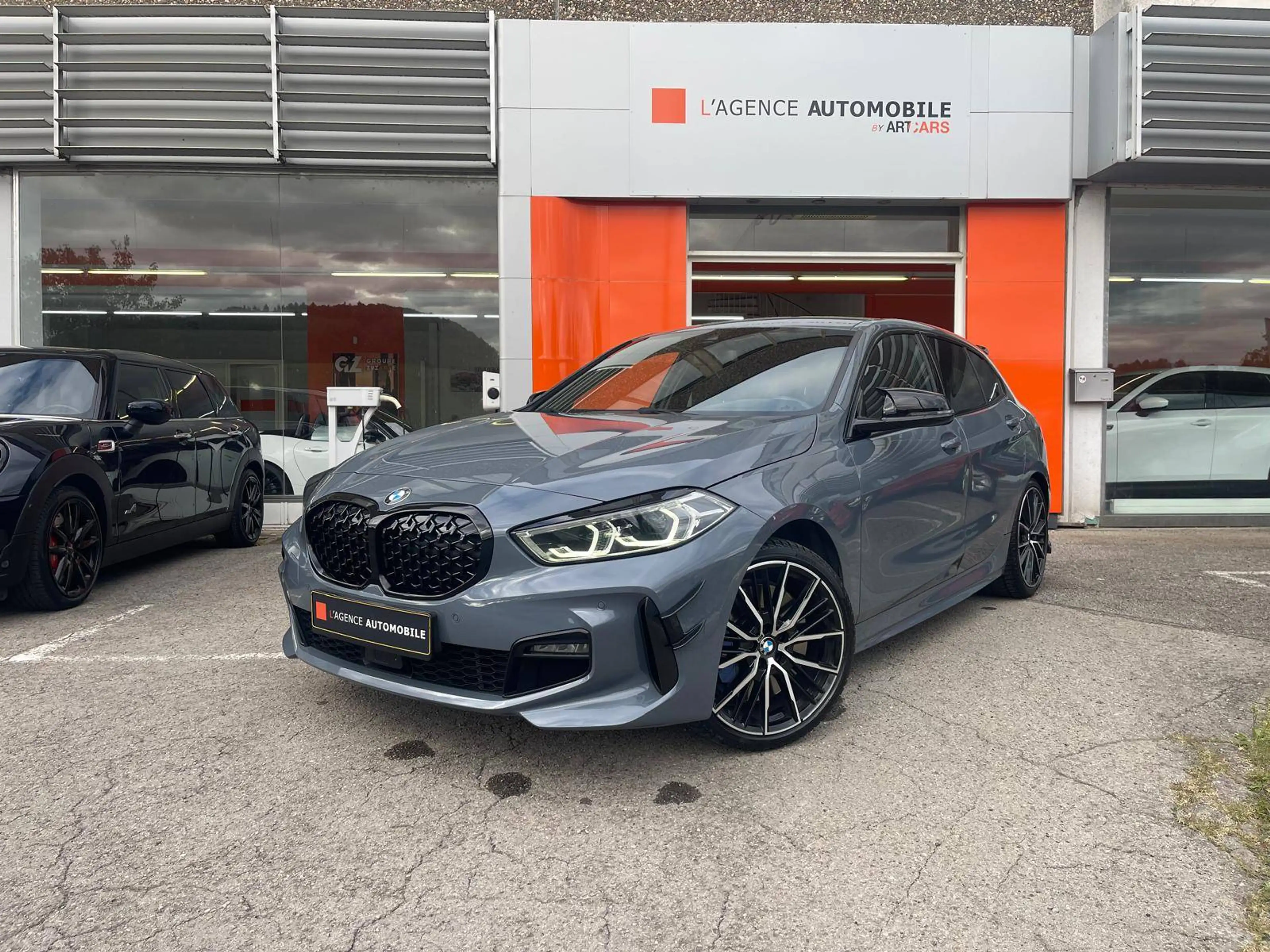 BMW 120 120d xDrive M -JUSQU'A 36MOIS DE GARANTIE — photo 2
