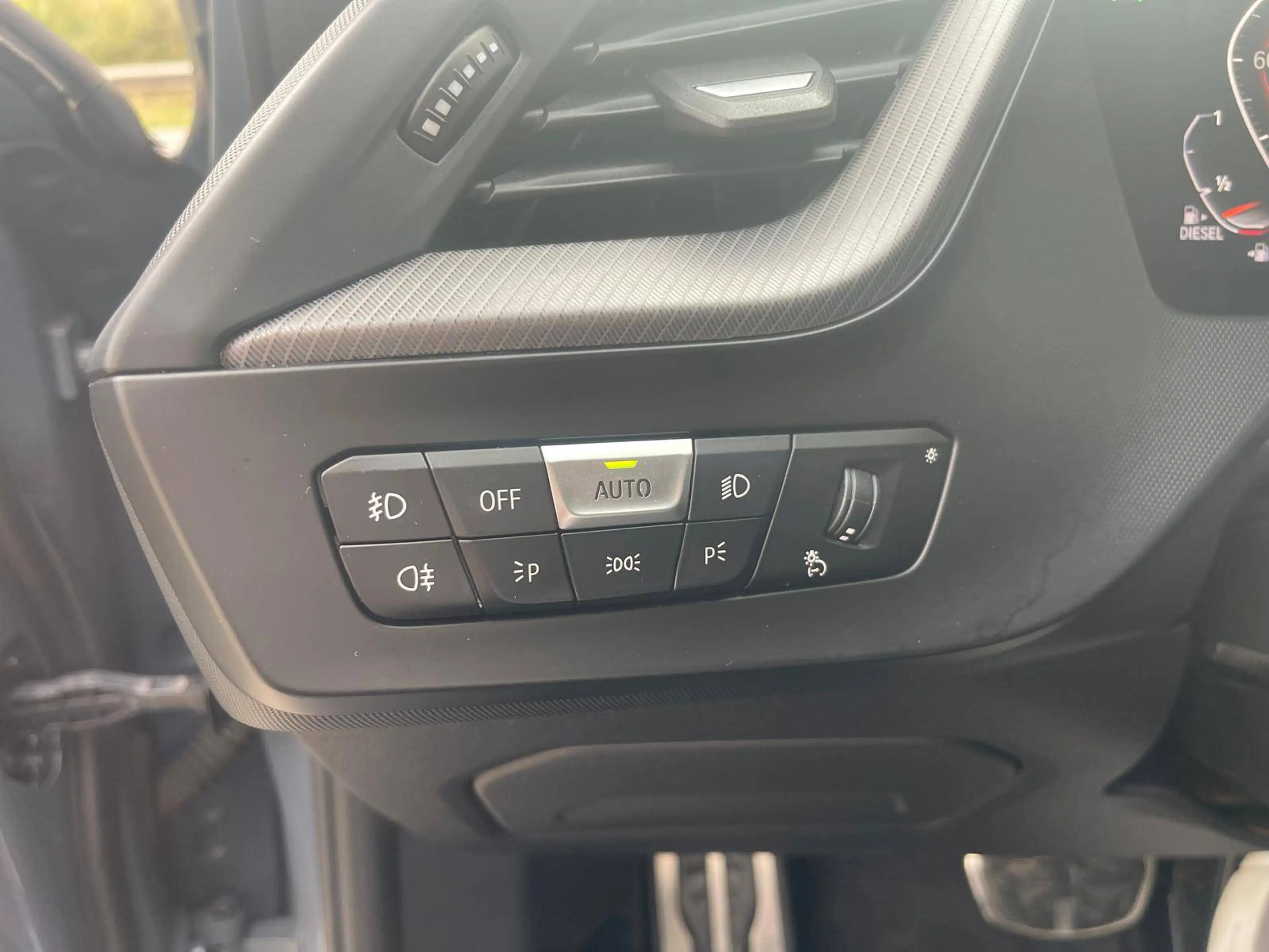 BMW 120 120d xDrive M -JUSQU'A 36MOIS DE GARANTIE — photo 10