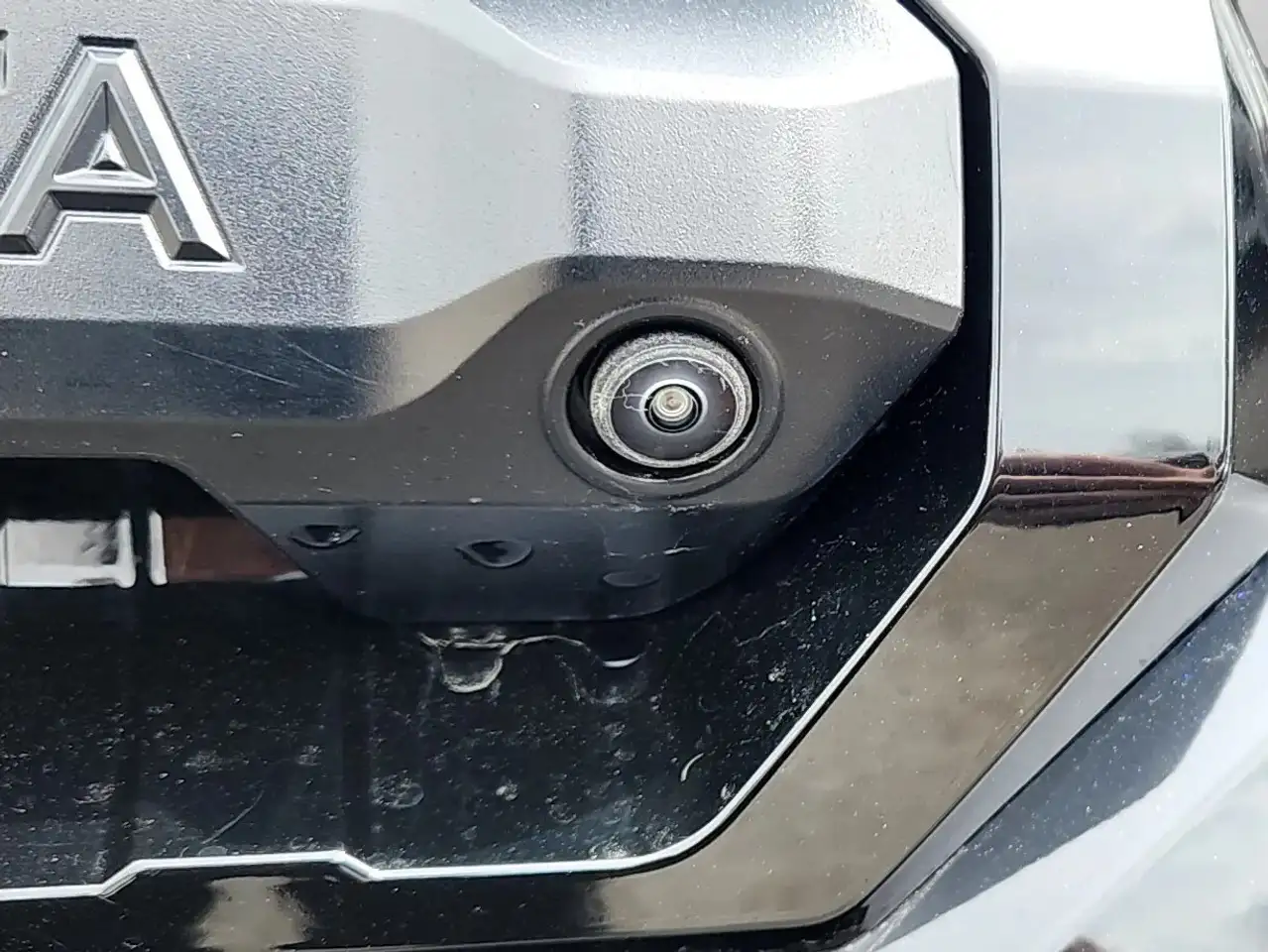 Toyota Tundra снимка Toyota Tundra
