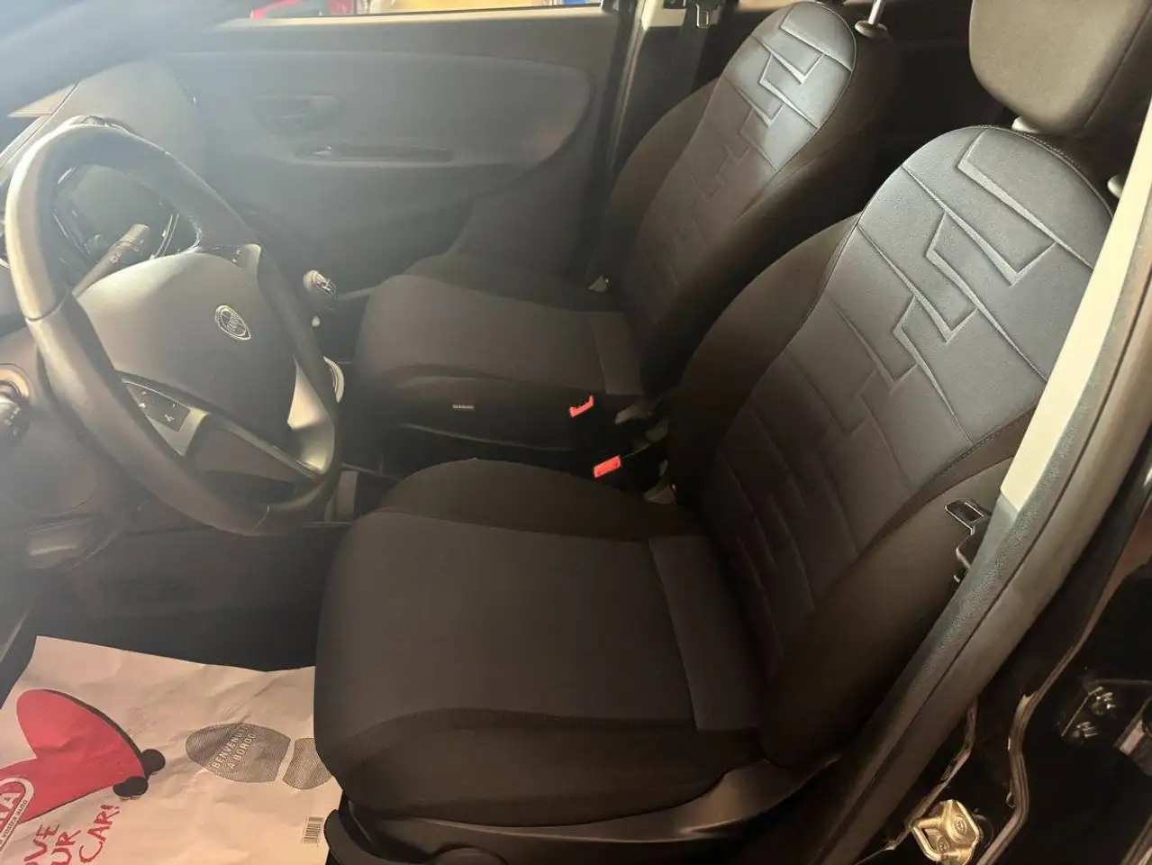 Lancia Ypsilon 2024 — фото 10