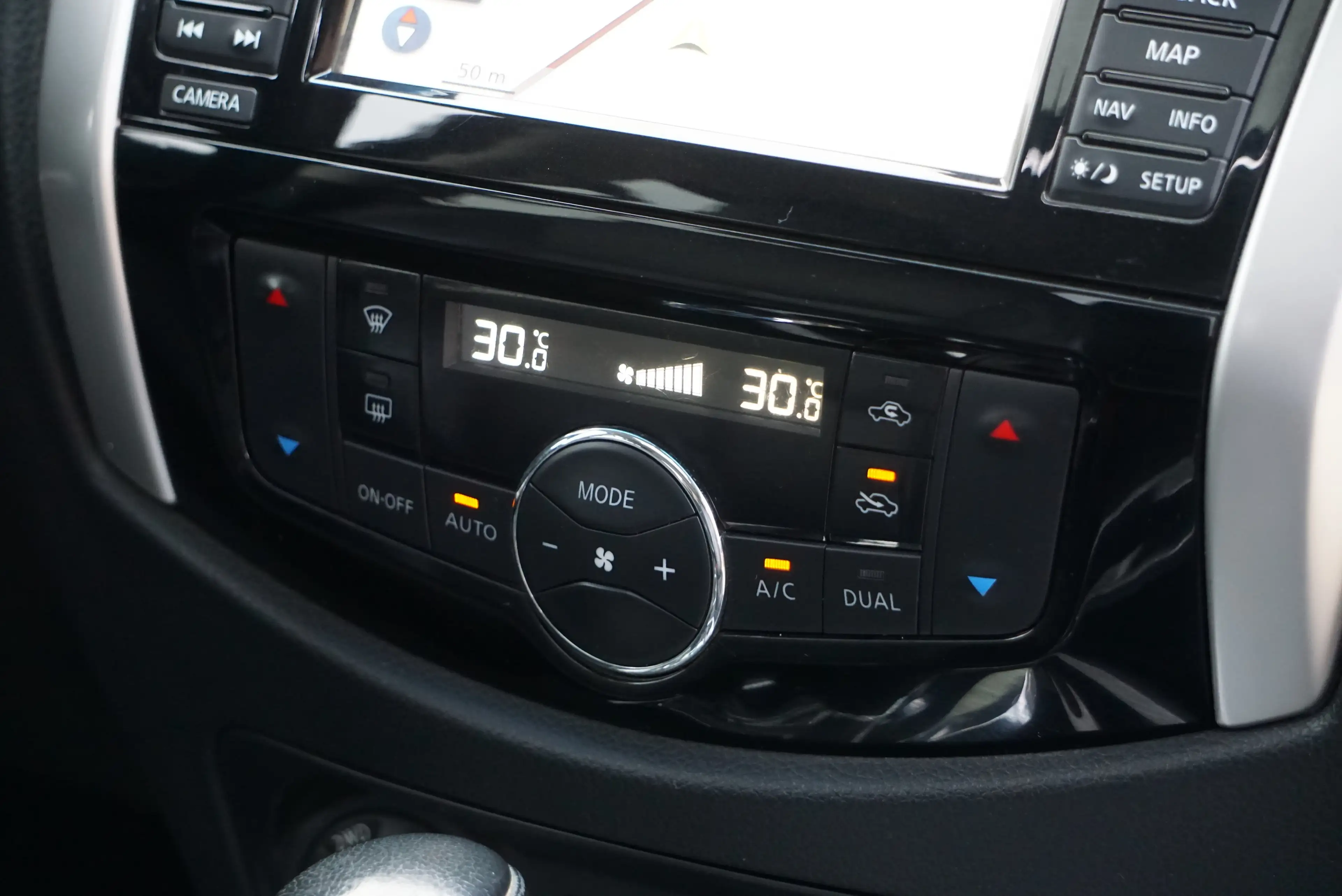 Nissan Navara 2.3 dCi 4WD Tekna TVA-BTW FULL LED CAM360 TOIT OUV — photo 11