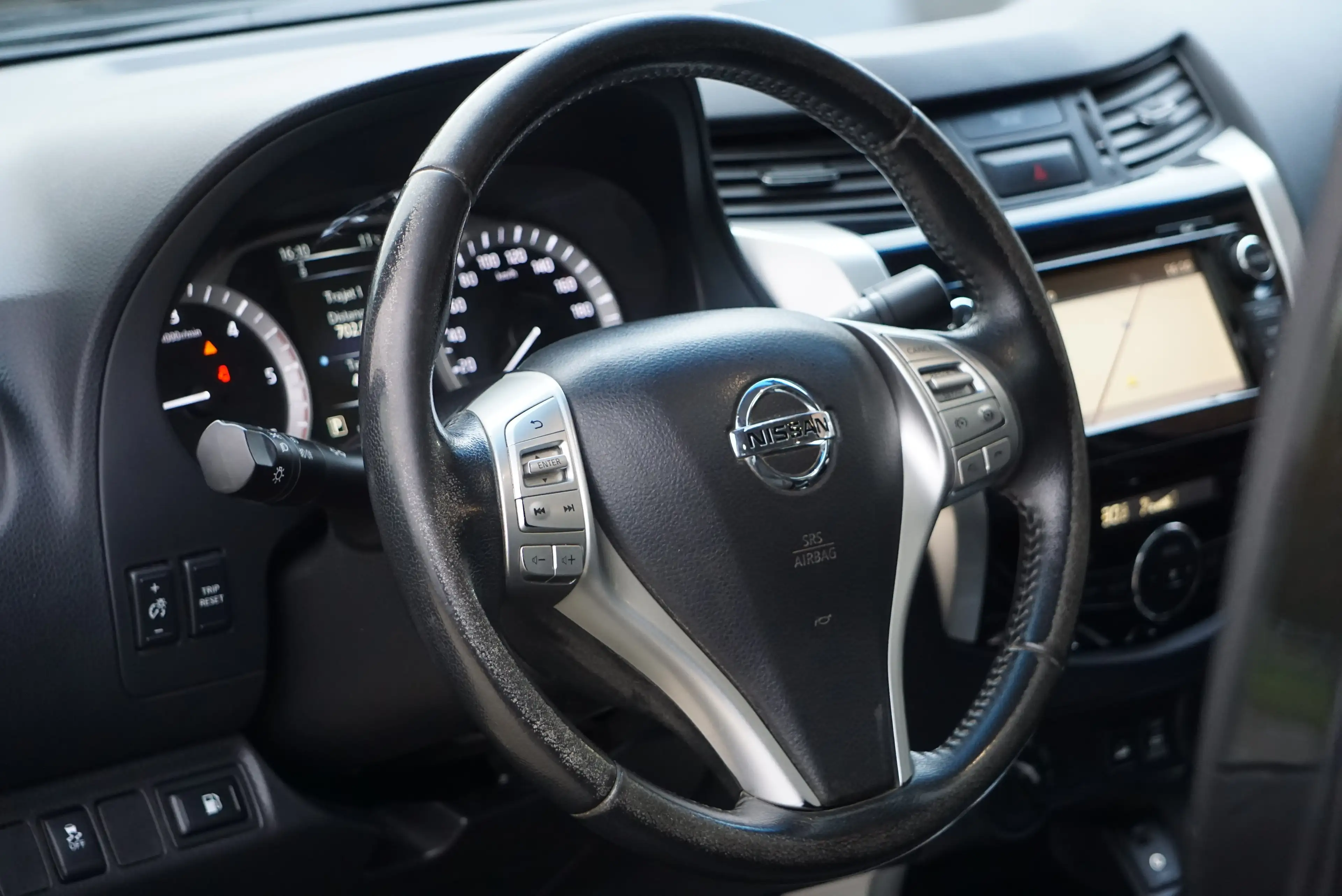 Nissan Navara 2.3 dCi 4WD Tekna TVA-BTW FULL LED CAM360 TOIT OUV — photo 8