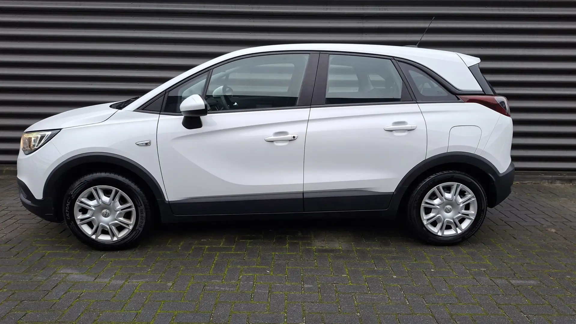 Opel Crossland X 1.2 Edition Wit - 2