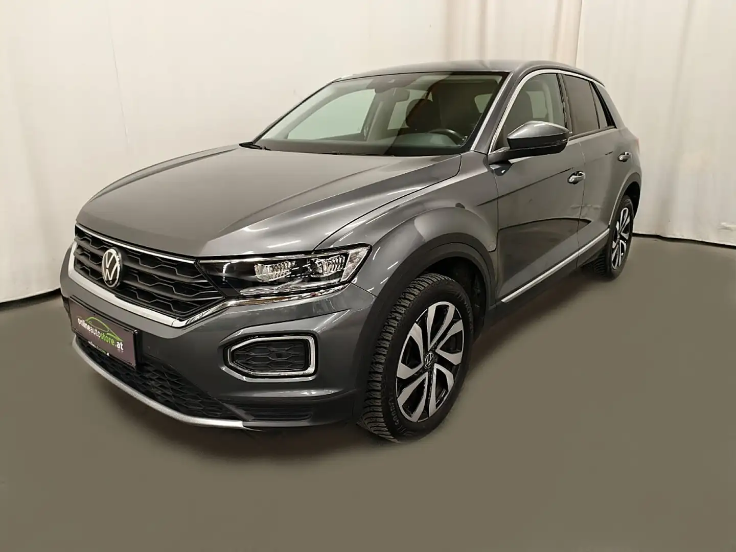 Volkswagen T-Roc 2.0TDI DSG 4MOTION, NAVI, LED, ALLRAD Gris - 1