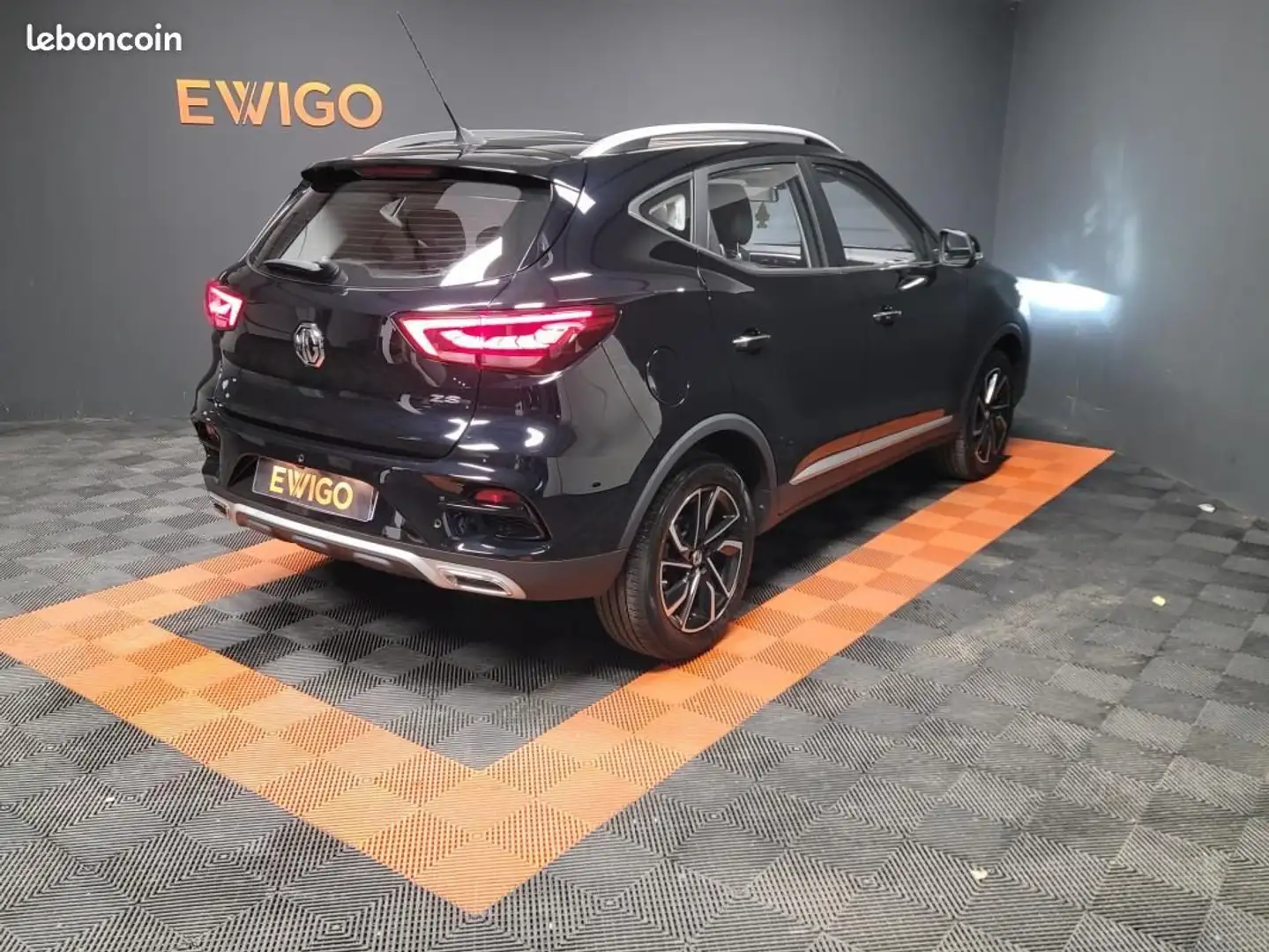 MG ZS MG EV 1.0 T-GDI 110ch LUXURY 1ER MAIN TOIT PANO Negro - 2