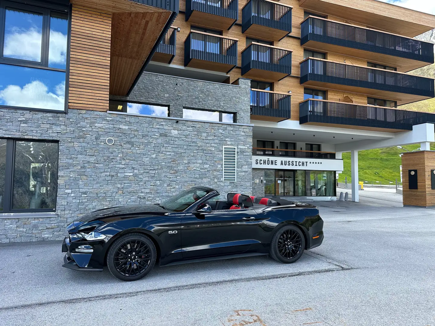 Ford Mustang Mustang Fastback 5.0 Ti-VCT V8 Aut. GT Schwarz - 1