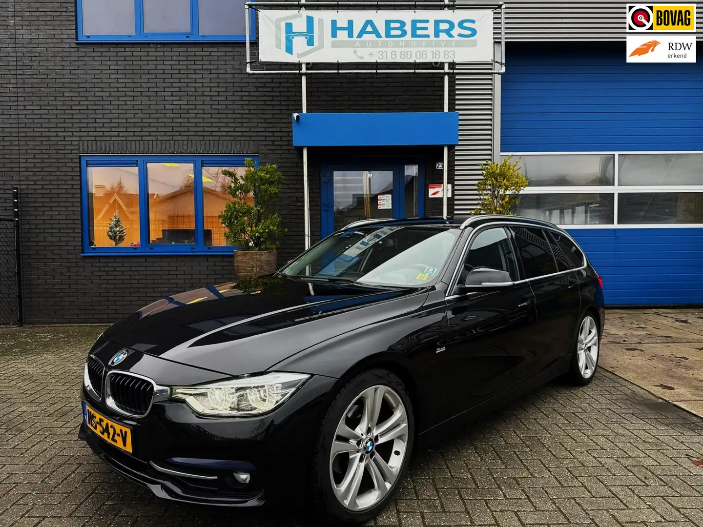 BMW 320 3-serie Touring 320d EDE Lease Sport 163PK|Face Li Schwarz - 1