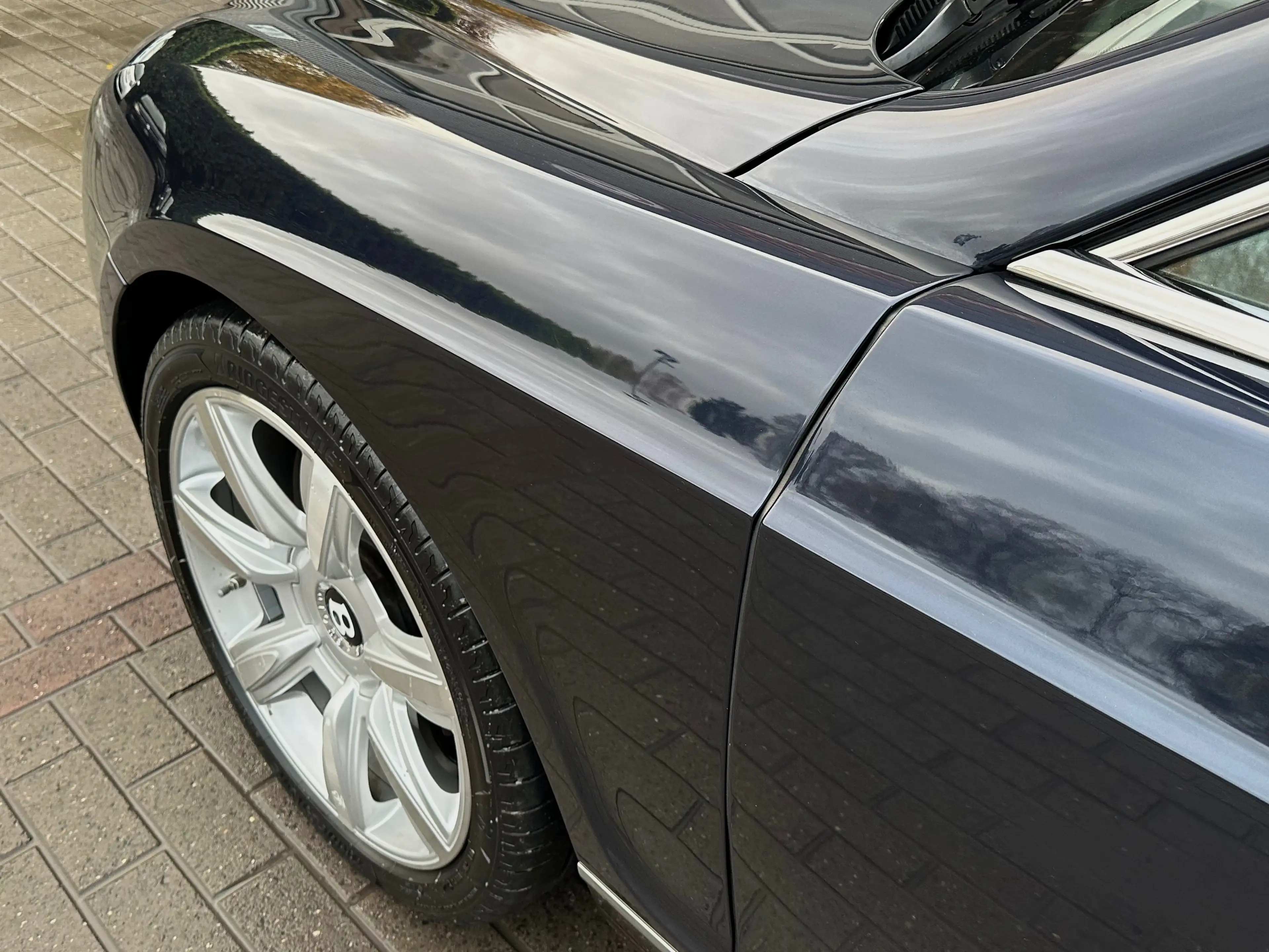 Bentley Flying Spur *!!-37.397-km !!* — photo 9
