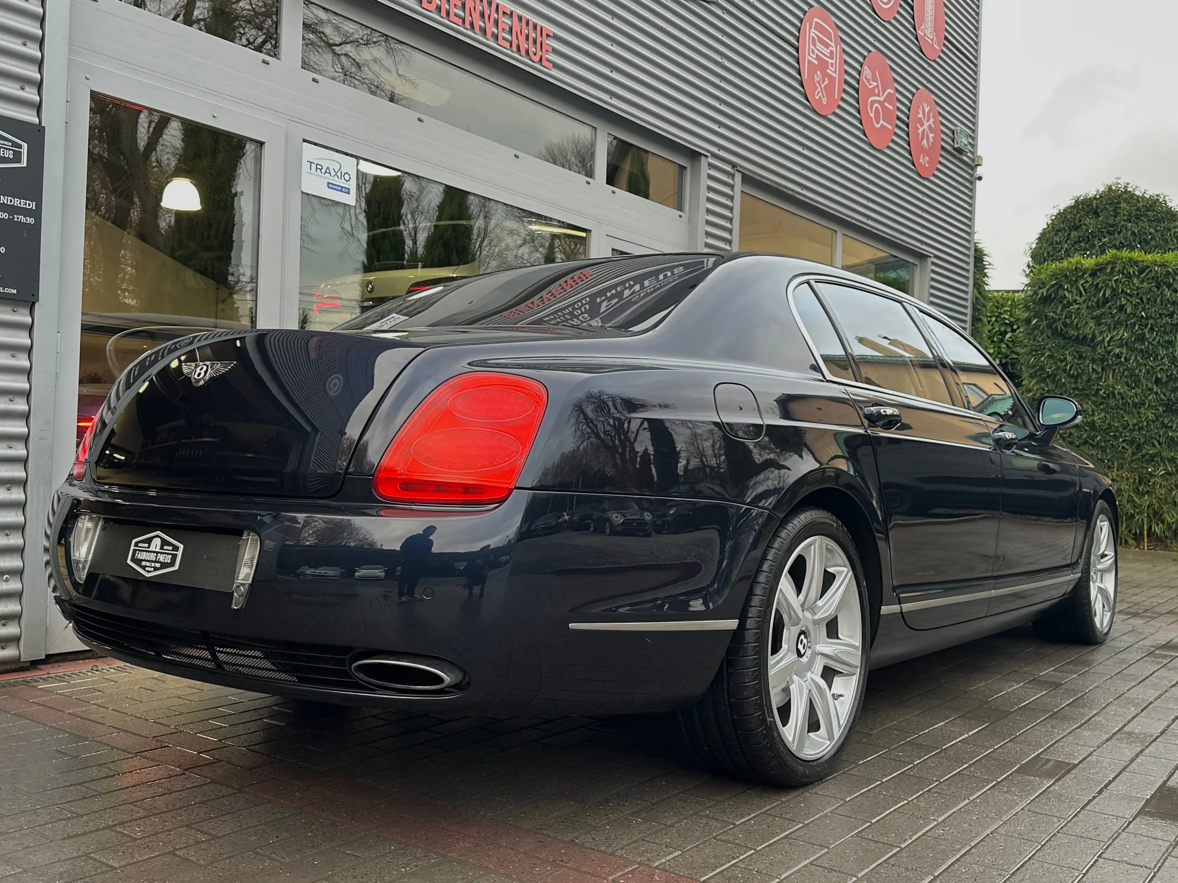 Bentley Flying Spur *!!-37.397-km !!* — photo 15