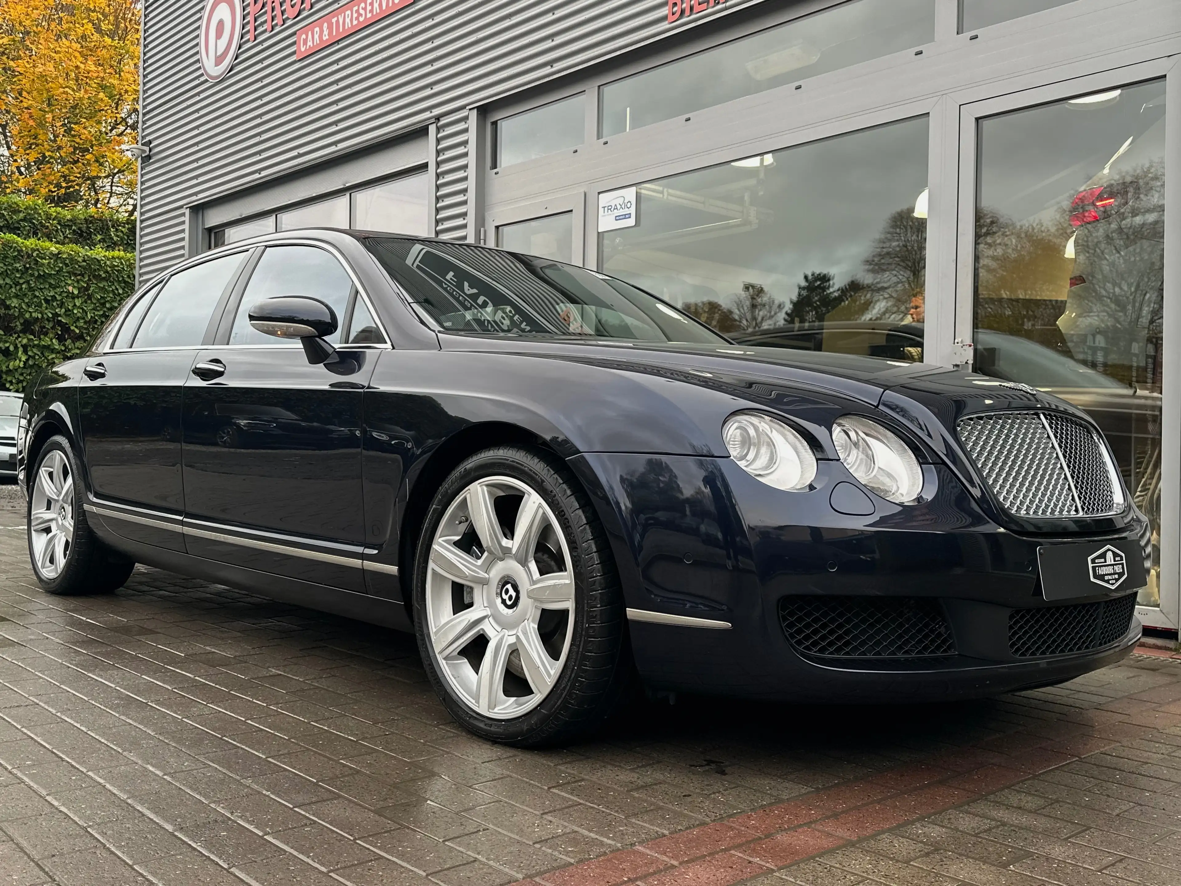 Bentley Flying Spur *!!-37.397-km !!* — photo 13