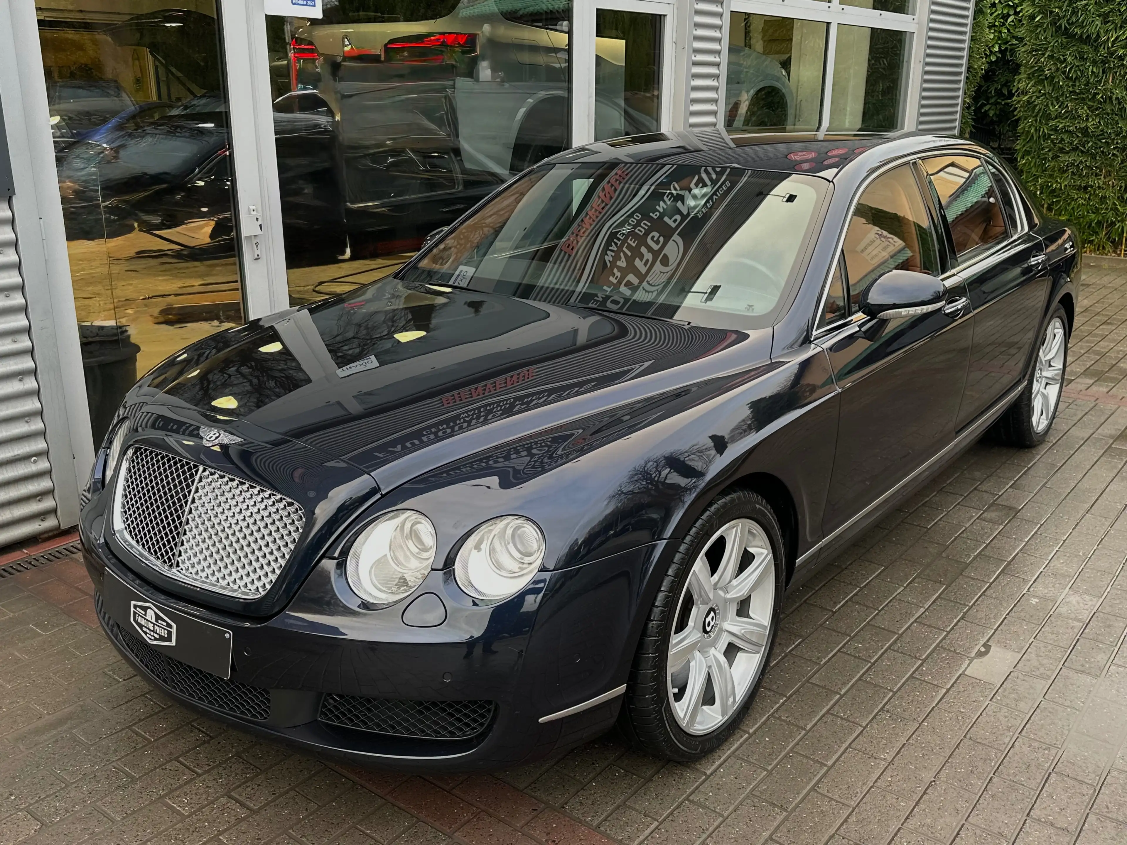 Bentley Flying Spur *!!-37.397-km !!* — photo 7