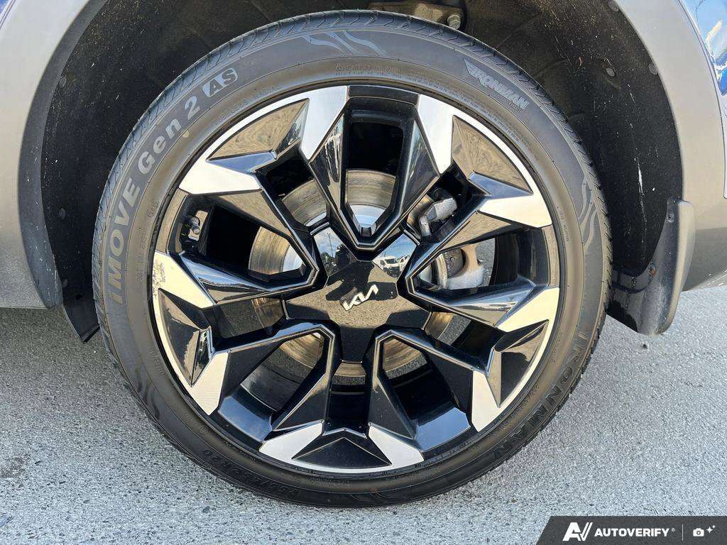 used 2024 Kia Sorento car, priced at $34,500