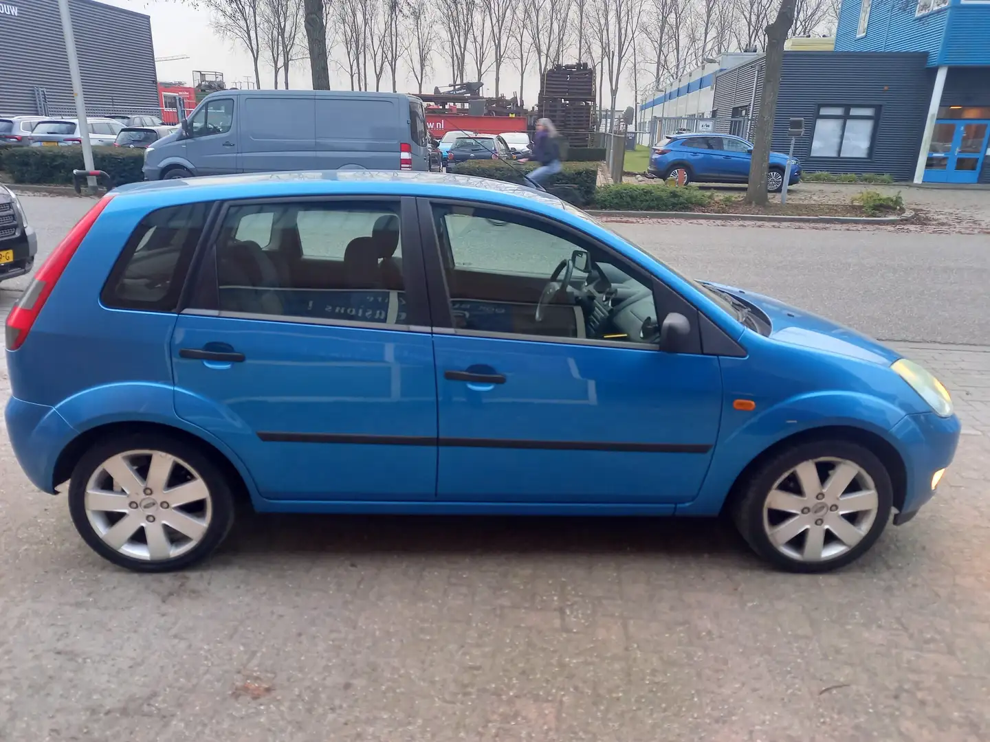 Ford Fiesta 1.6-16V Futura Blau - 1