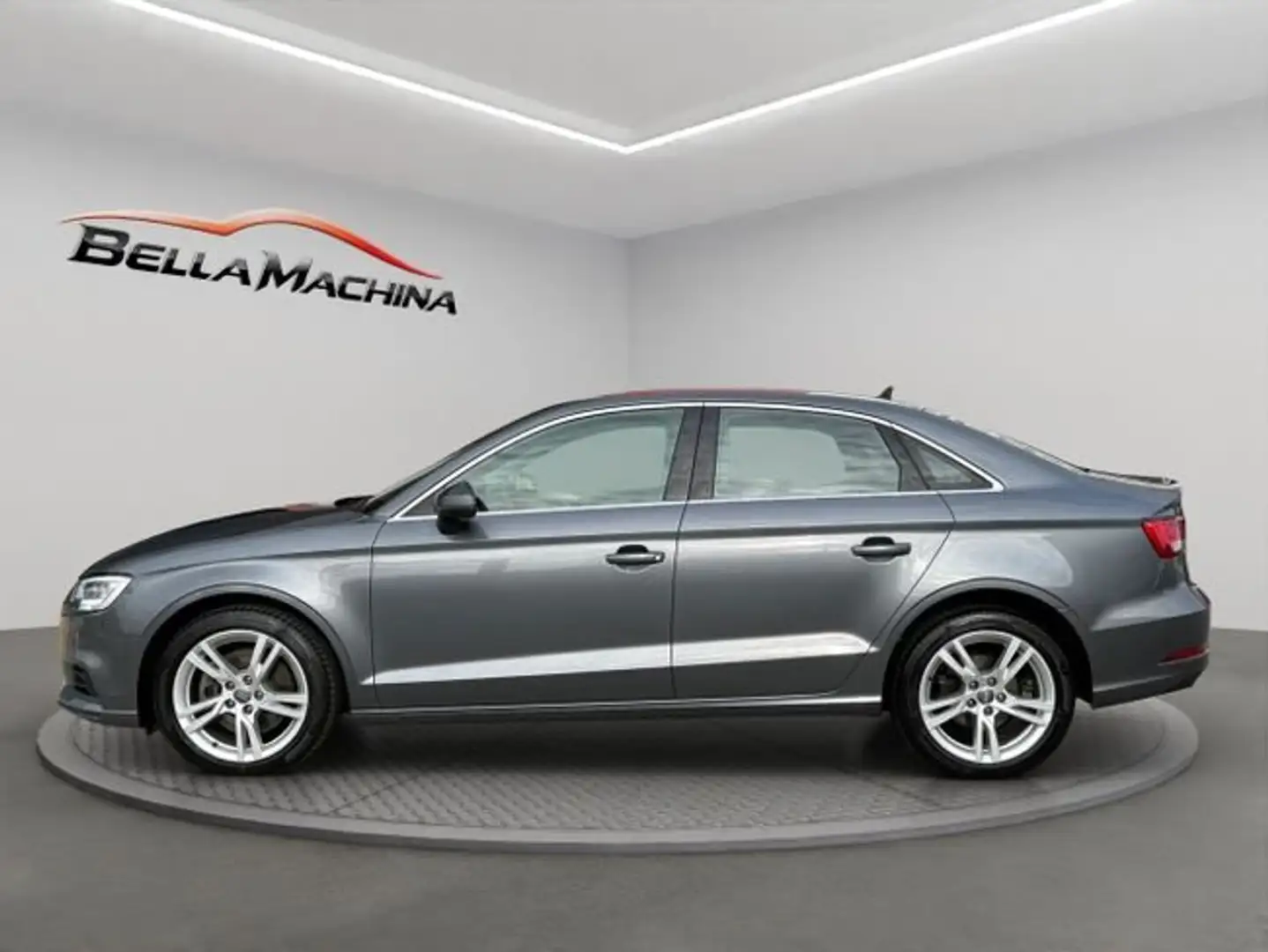 Audi A3 Sedán 35TDI S tronic Gris - 2