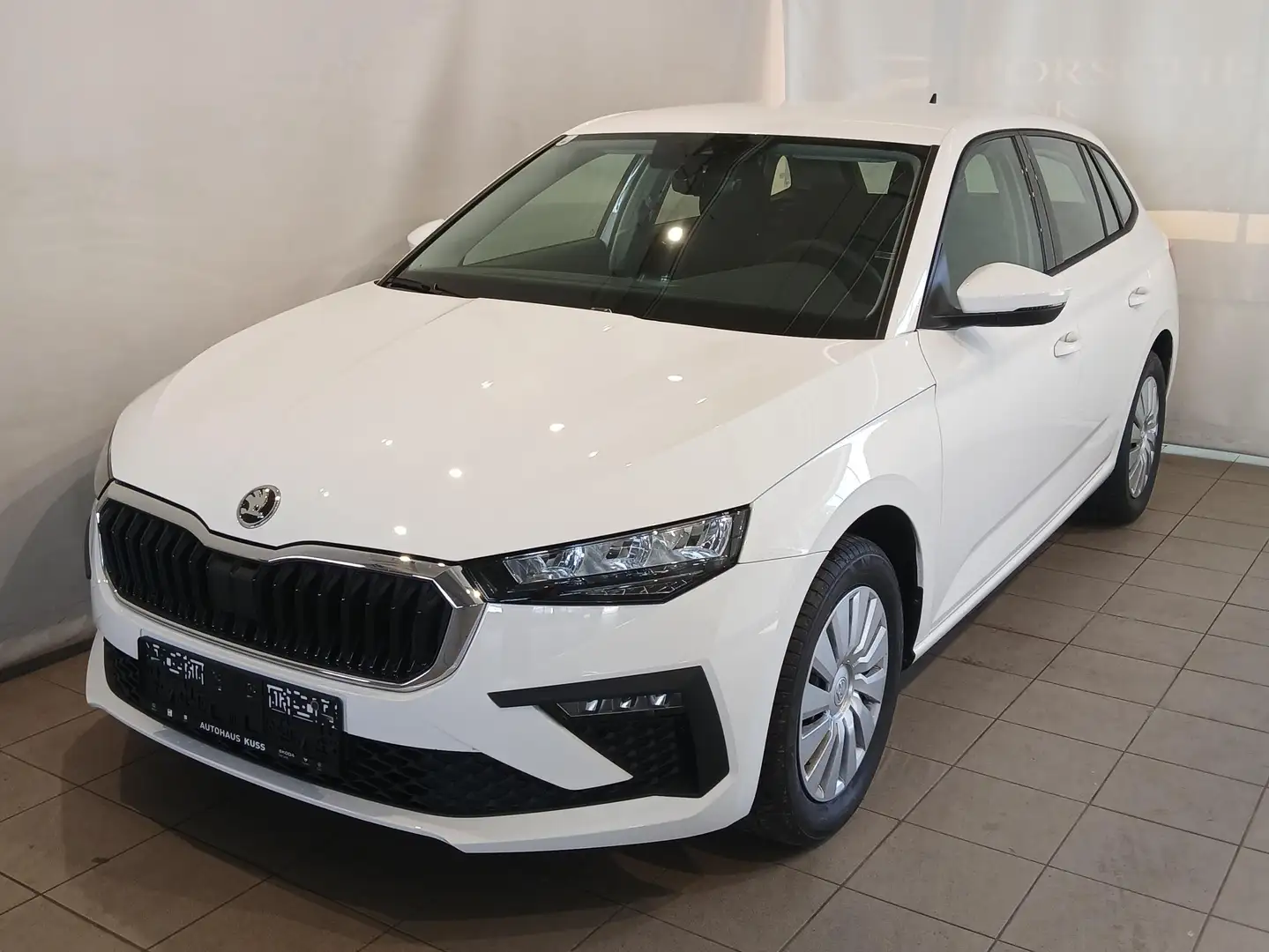 Skoda Scala Essence TSI Weiß - 1