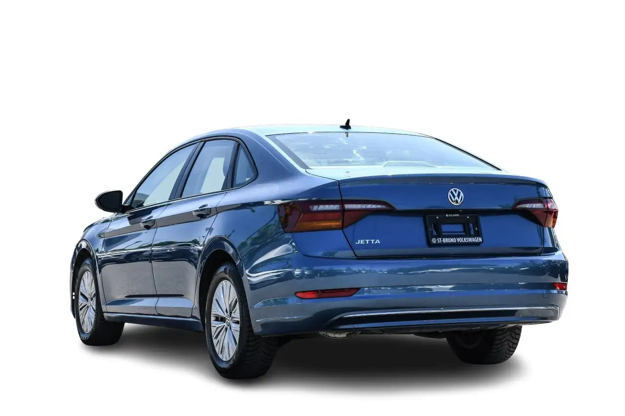 Volkswagen Jetta снимка Volkswagen Jetta