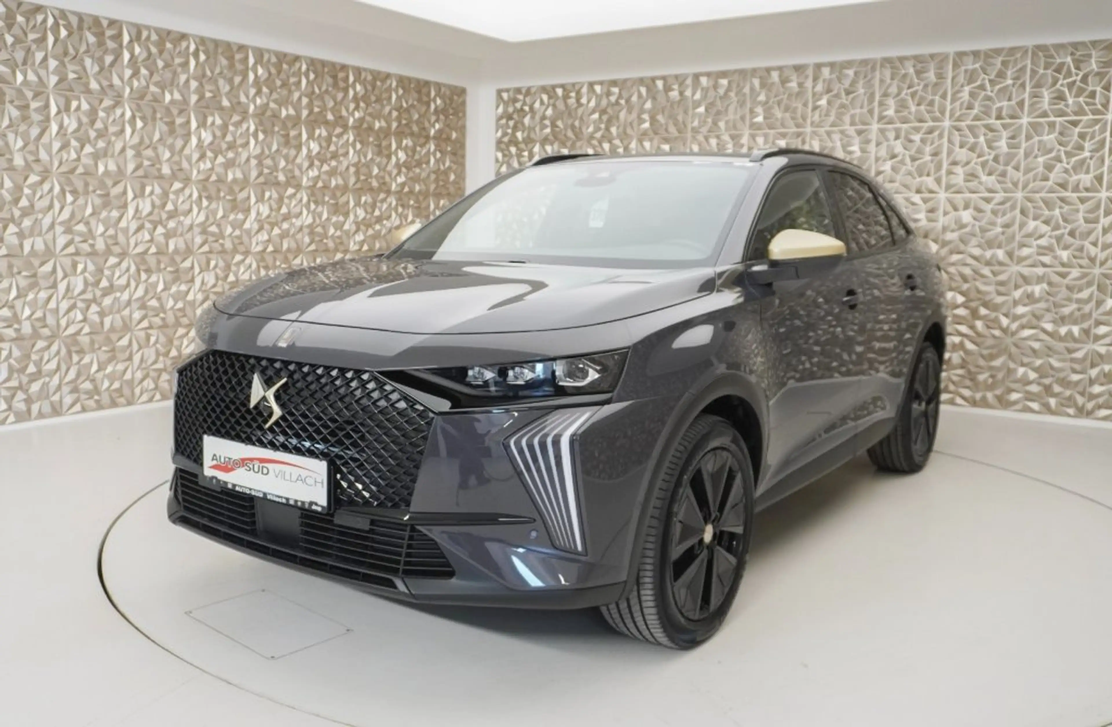 DS Automobiles DS 7 BlueHDi 130 PERFORMANCE LINE