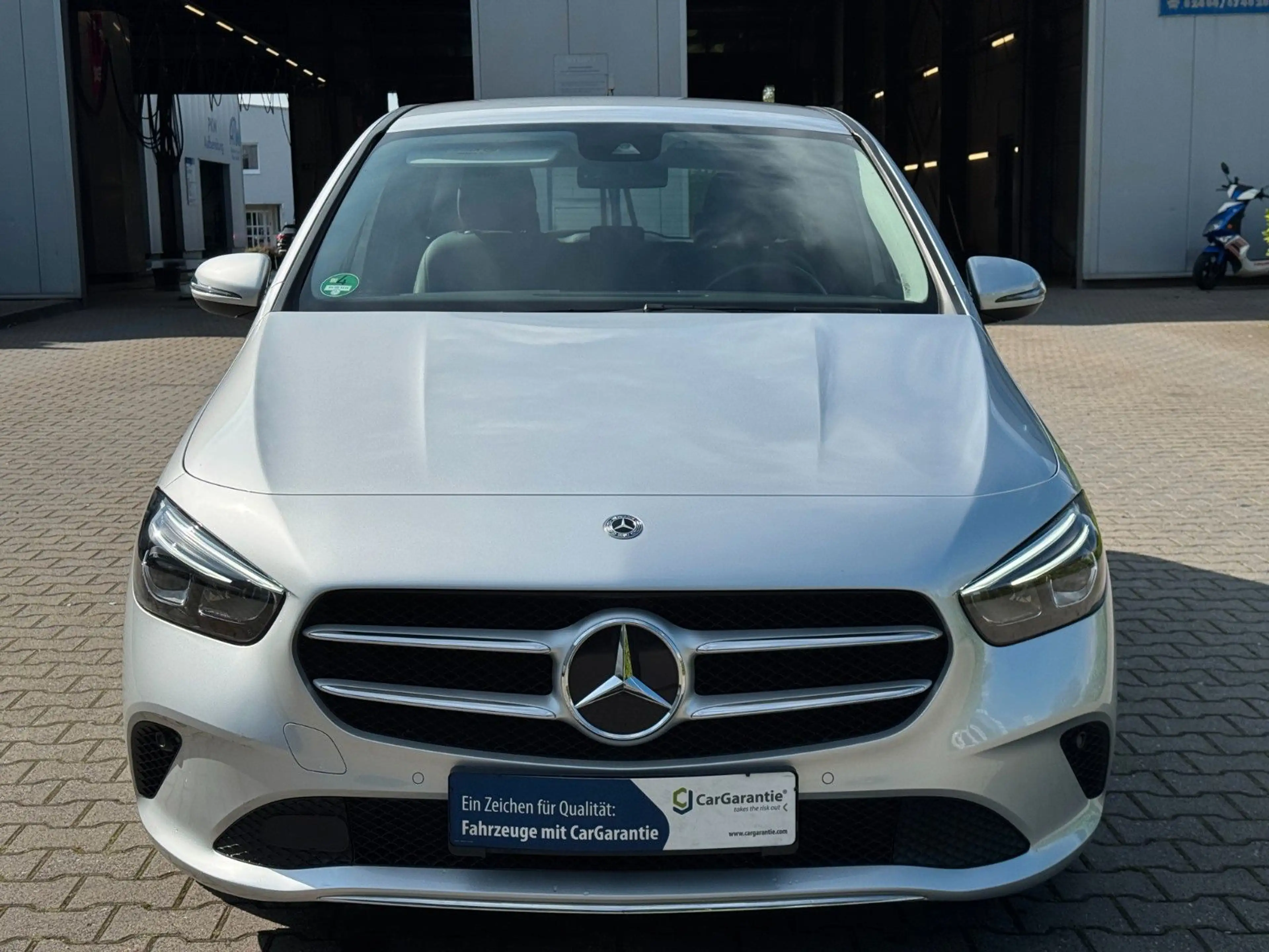 Mercedes-Benz B 180 d Garantie *Keyless *Kamera *LED *Navi — photo 5