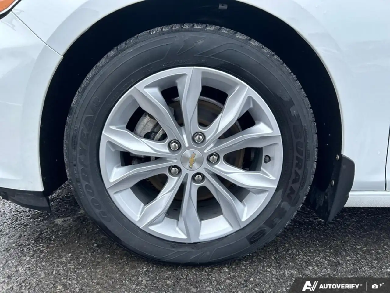 Chevrolet Malibu снимка Chevrolet Malibu
