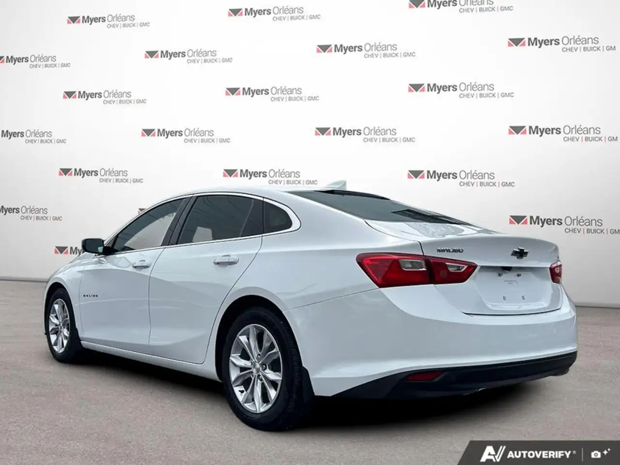 Chevrolet Malibu снимка Chevrolet Malibu