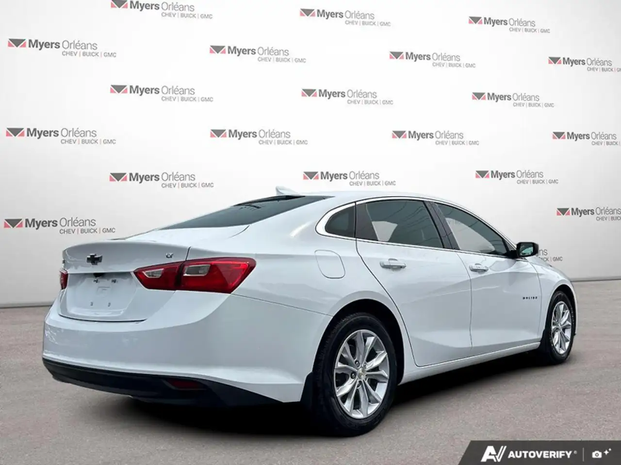 Chevrolet Malibu снимка Chevrolet Malibu