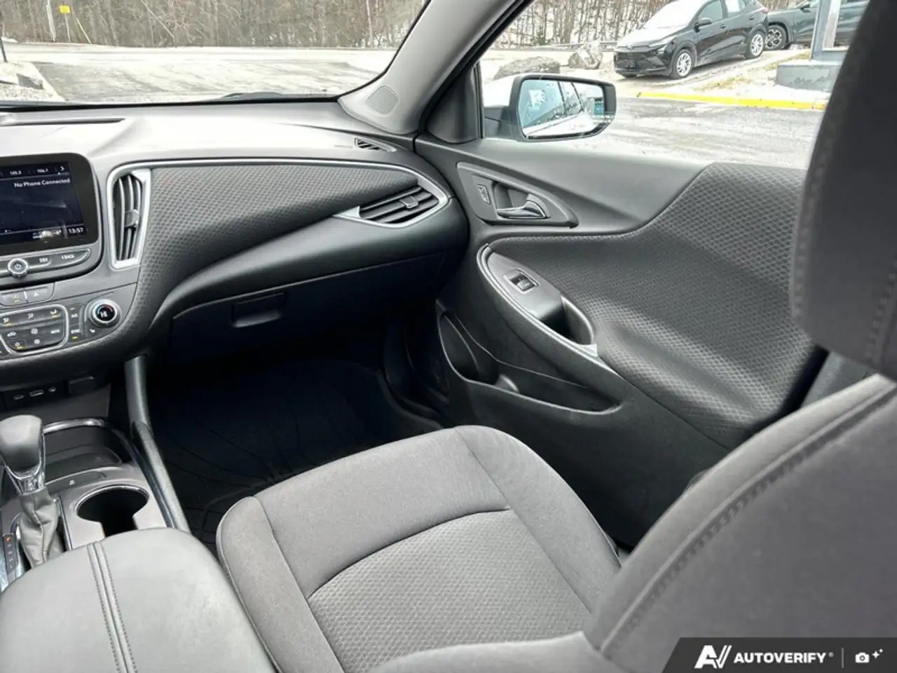 Chevrolet Malibu снимка Chevrolet Malibu