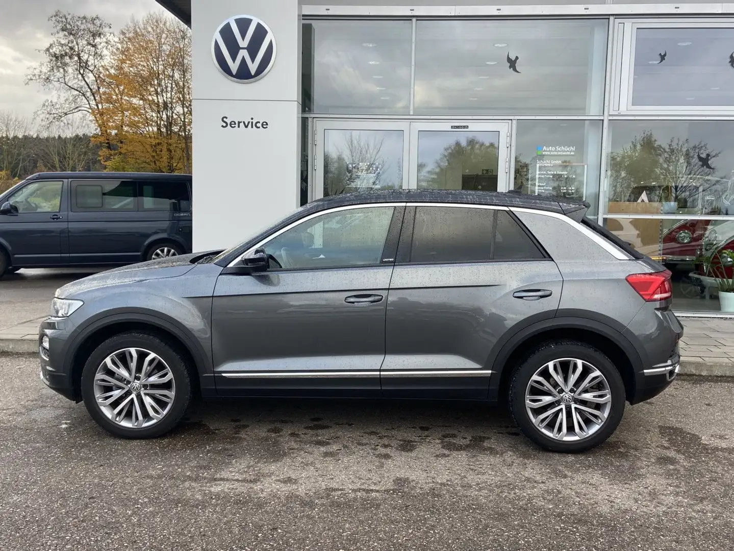 Volkswagen T-Roc 1.5 TSI UNITED NAVI+AHK+APP-CONNECT+18"+AC Grau - 2