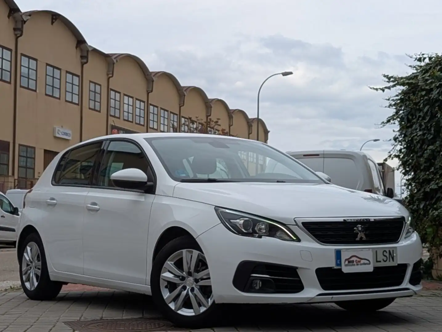 Peugeot 308 1.5 BlueHDi S&S Allure Pack EAT8 130 Blanco - 2