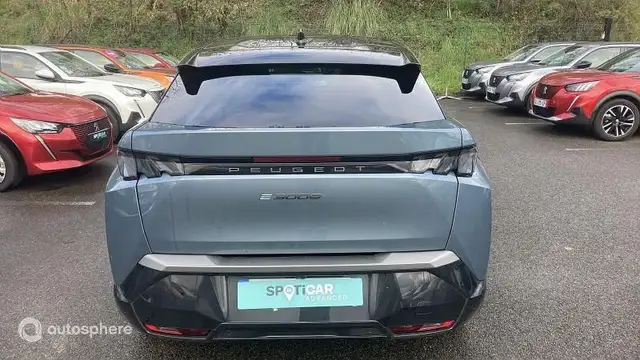Peugeot 3008 view 4