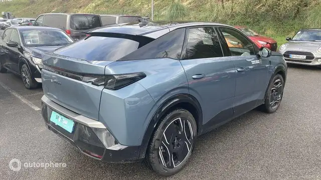 Peugeot 3008 view 2
