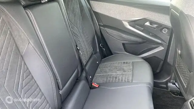 Peugeot 3008 view 12